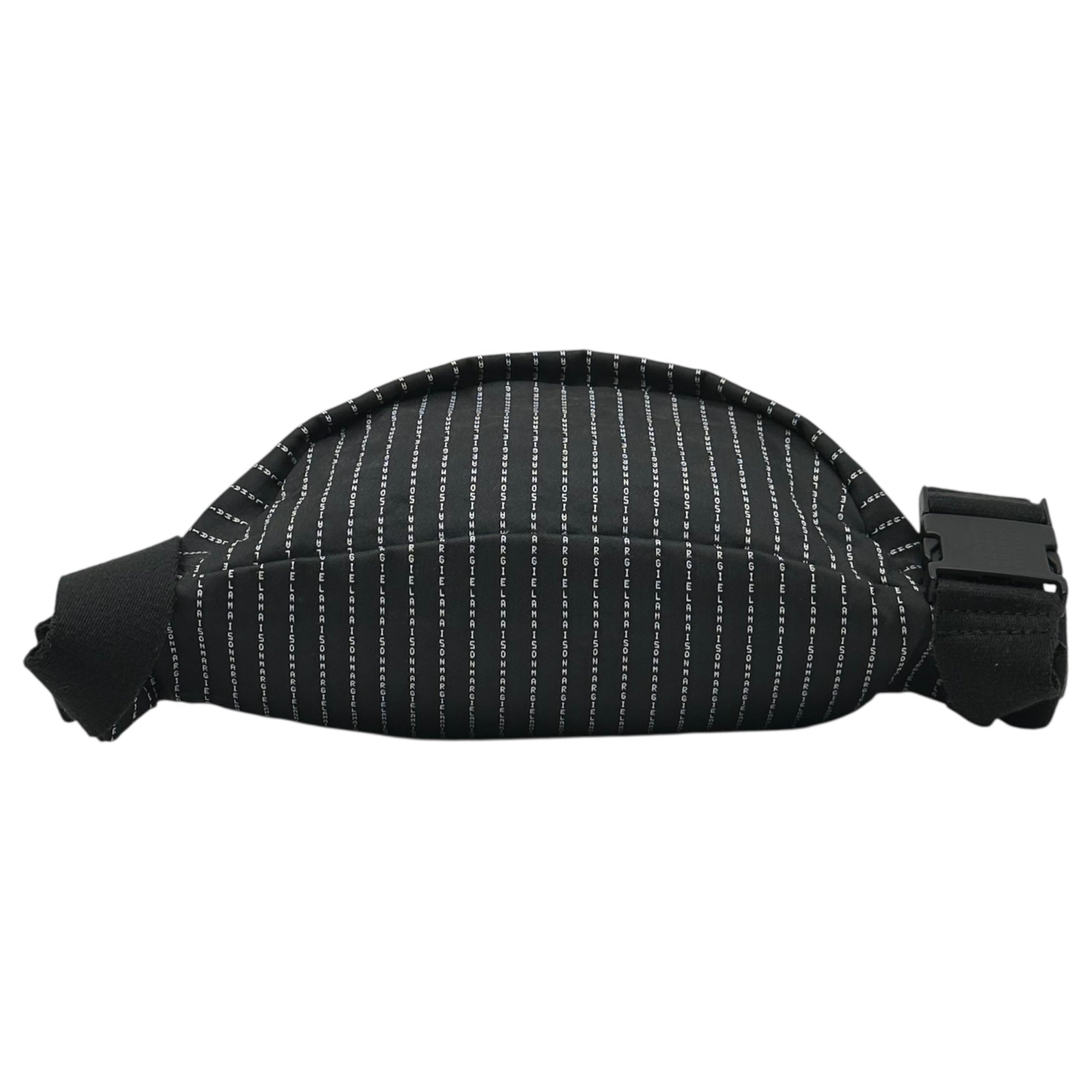MAISON MARGIELA(メゾンマルジェラ) 20AW Logo Pinstripe Body Bum Bag ロゴ ピンストライプ ボディ バムバッグ S55WB0010 P3533 ブラック×ホワイト ⑪ライン