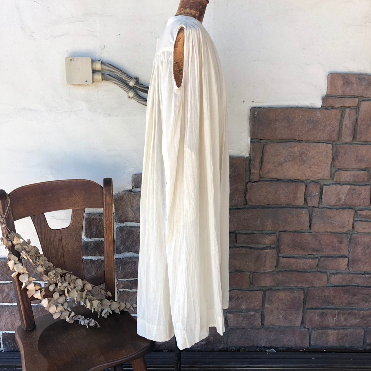 Veritecoeur(ヴェリテクール) スリーブレスギャザーロングワンピース VC-718 FREE アイボリー