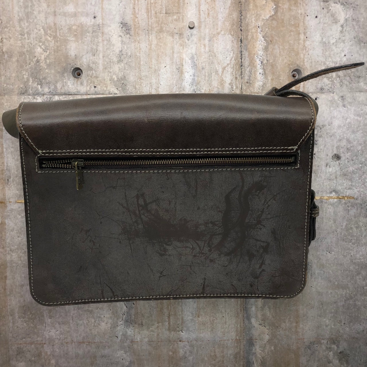 C.P. Company(シー ピー カンパニー) 90'sブライドルレザーショルダーバッグ ブラウン