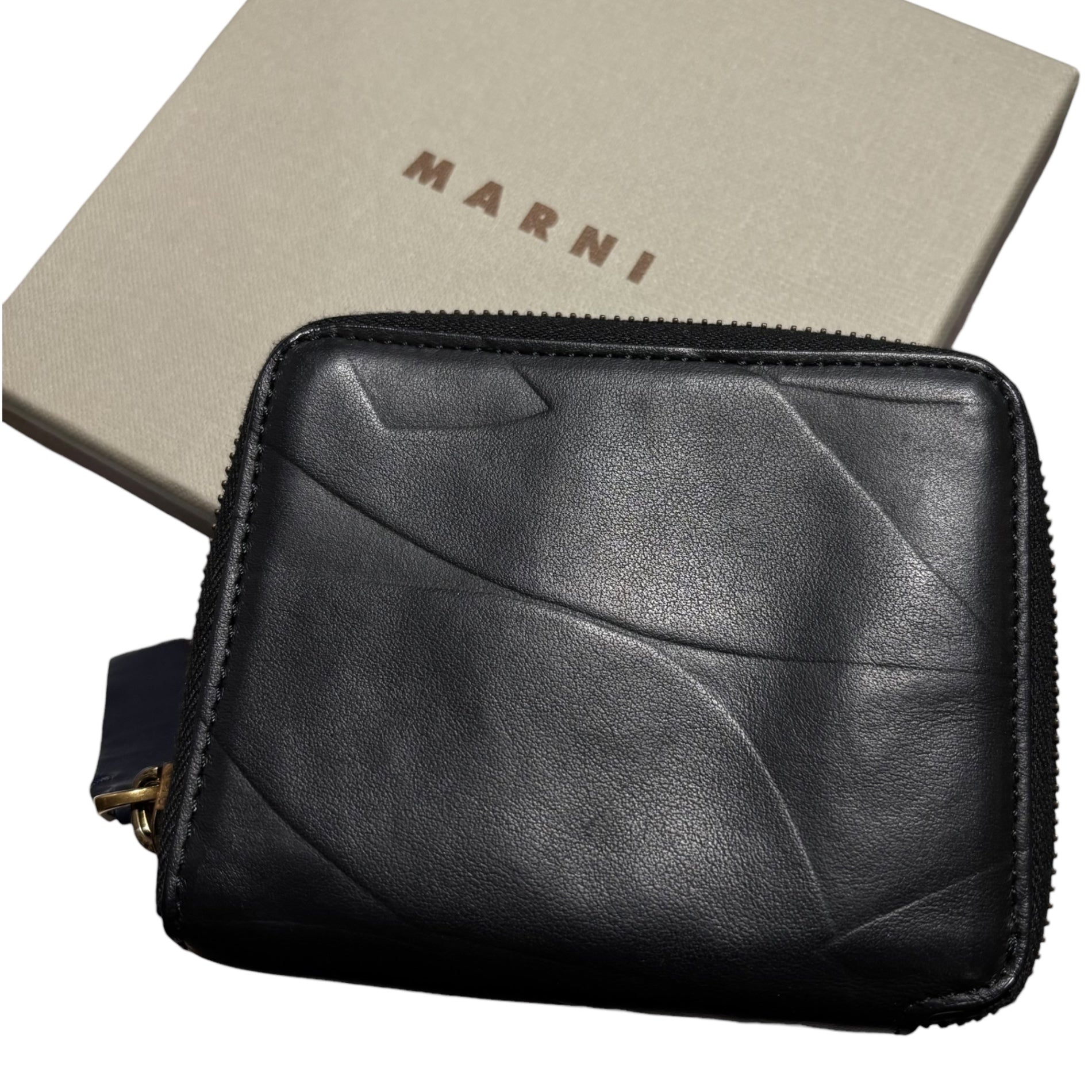 MARNI(マルニ) Round Zipper Leather Wallet ラウンドファスナー レザー ウォレット 財布 PFMIS04YN0LV595 ブラック