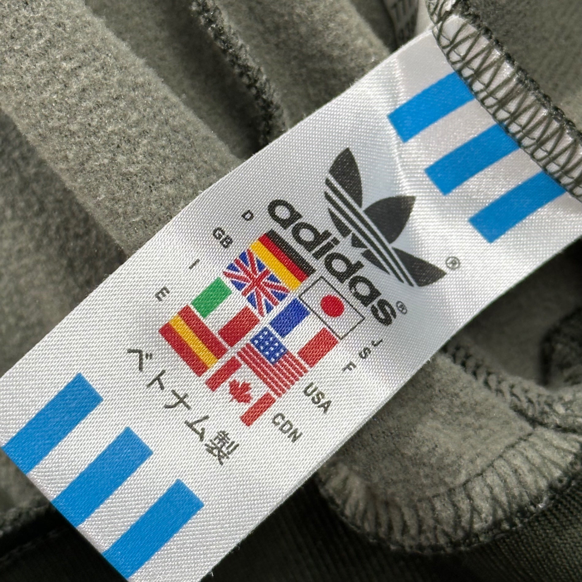 adidas(アディダス) 00's track jacket トラック ジャケット 777454 S グリーン×カーキ 国旗タグ ブルゾン
