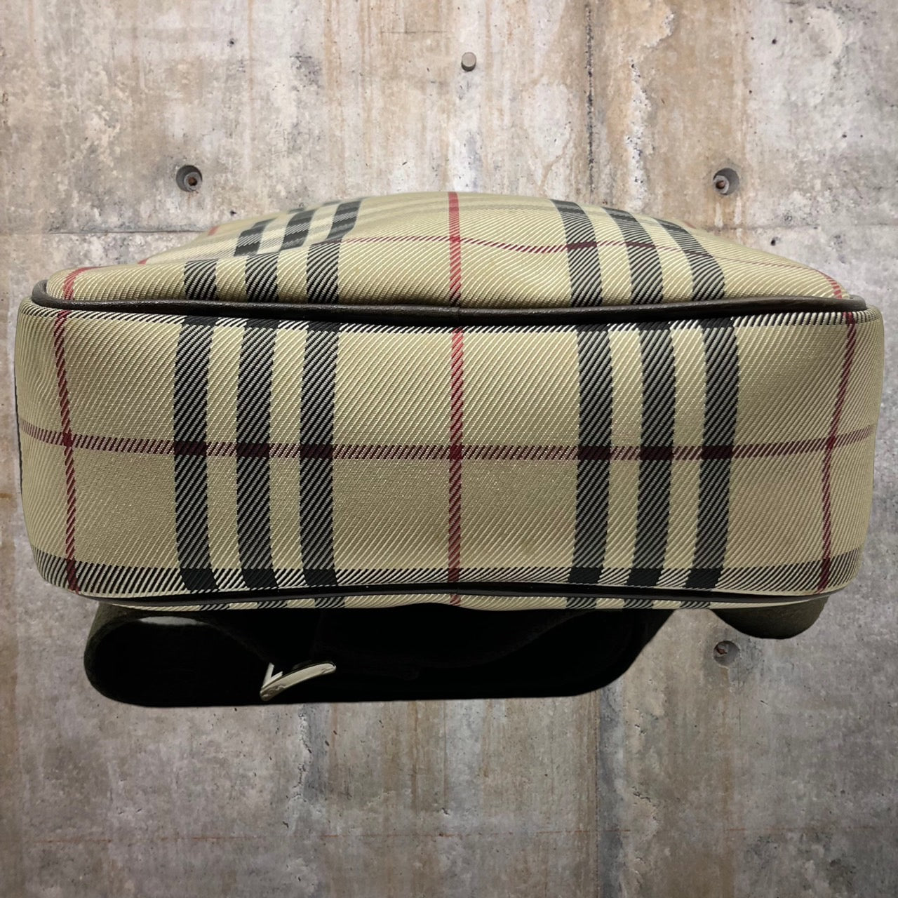 BURBERRY(バーバリー) ノヴァチェックショルダーバッグ/ショルダーポーチ ベージュ ロゴプレート/斜め掛け