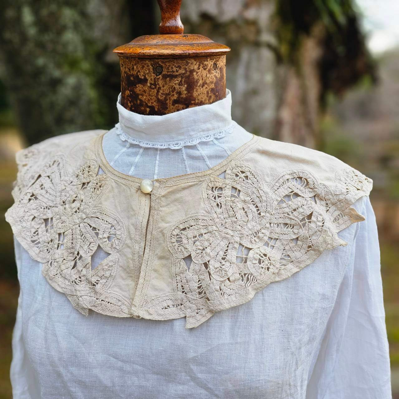 Euro vintage(ヨーロッパヴィンテージ) cottonlinen batten lace collar コットンリネンのバテンレースのつけ襟 未使用に近い/後染め加工 ベージュ