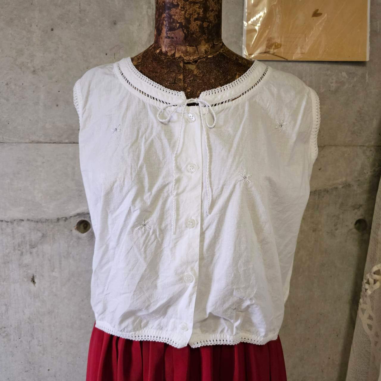 vintage(ヴィンテージ) silver stich and lace vest 刺繍とレースの前開きベスト ブラウス 表記無し(M~Lサイズ程度) ホワイト(刺繍:シルバー)
