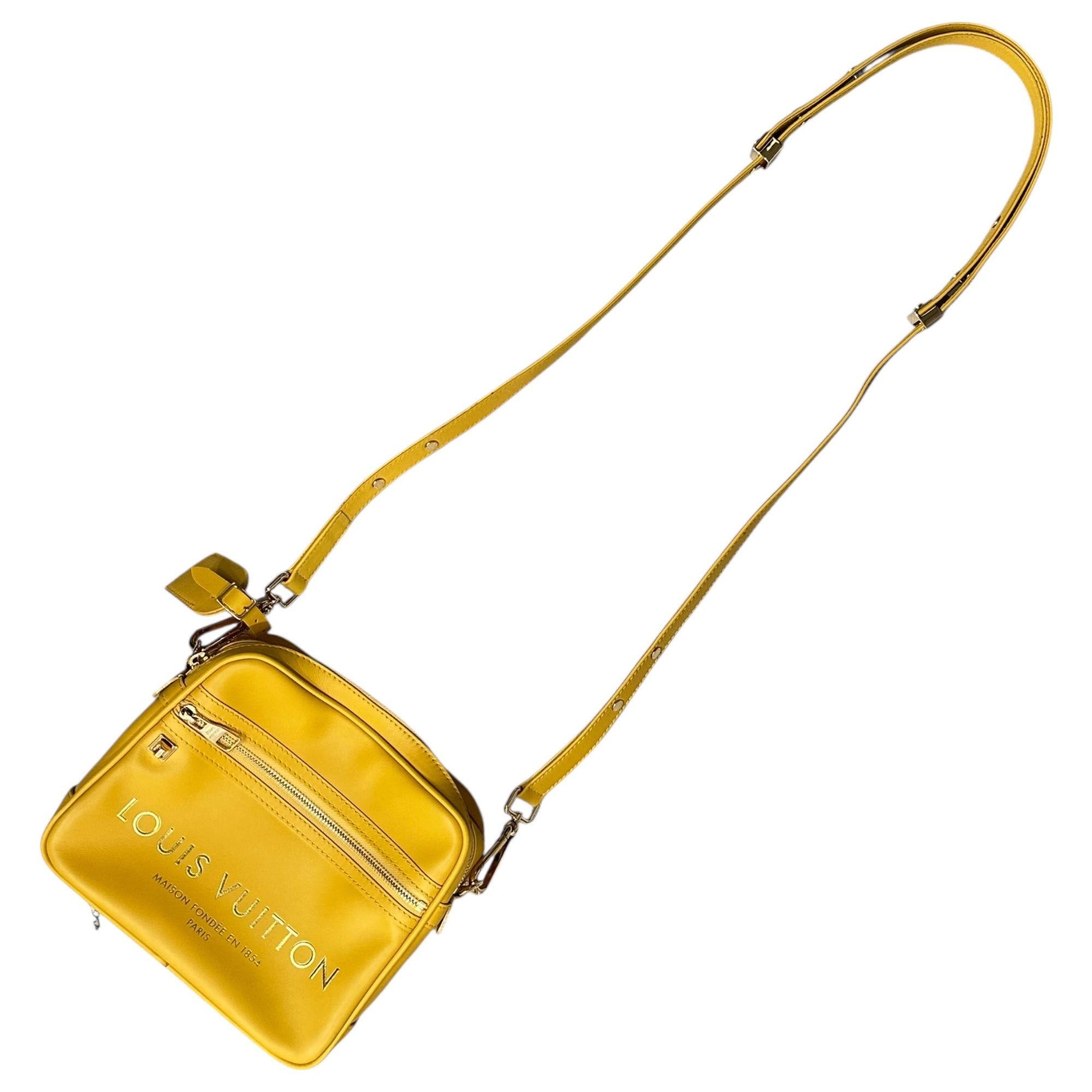 LOUIS VUITTON(ルイヴィトン) 2009 Limited Edition Plate Panam 2009年限定 パナム カメラ バッグ M45507 イエロー SP0049 ショルダー パナームライン テイクオフ