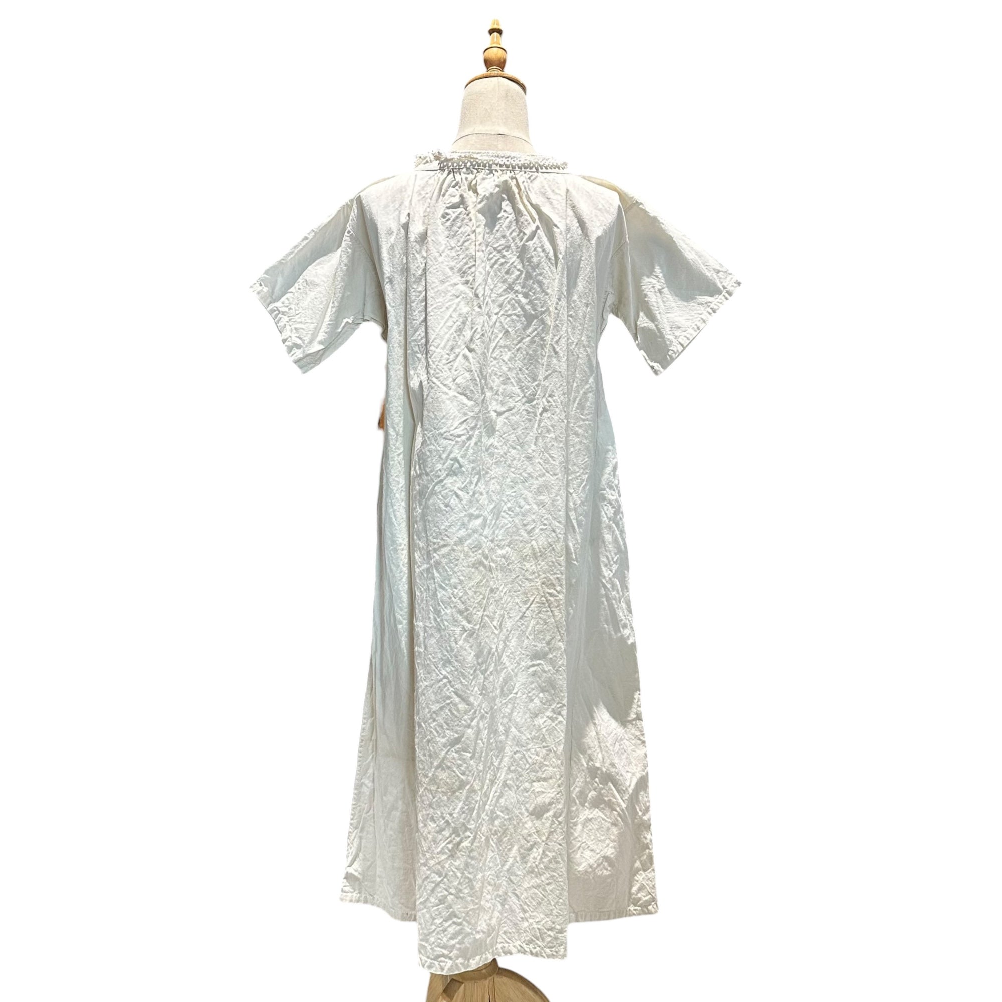 Euro antique(ヨーロッパアンティーク) 1920's~ thick cotton beige mini lace decorated onepiece 厚めコットンのミニレース装飾付きワンピース 表記無し(M~L程度) ベージュ