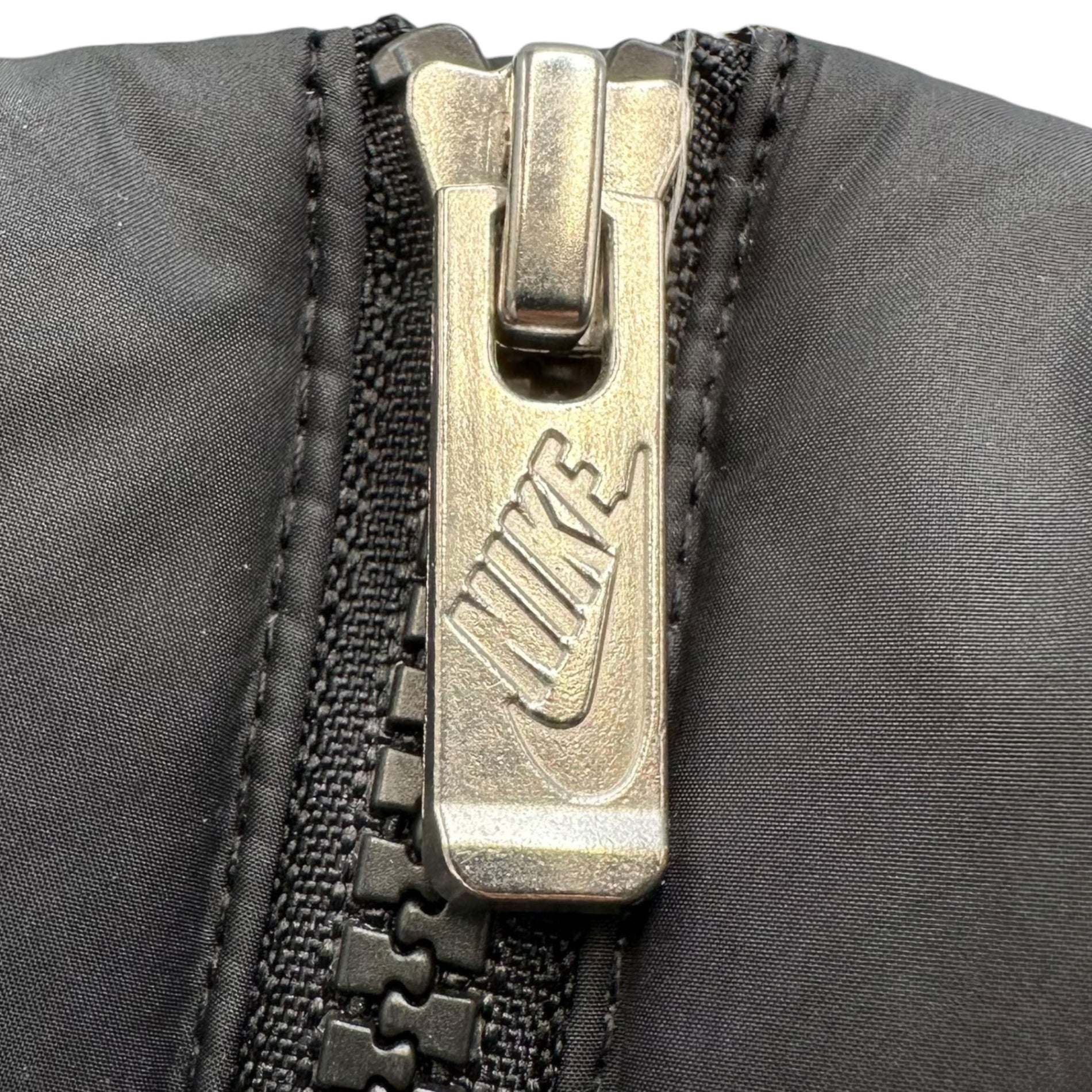 NIKE(ナイキ) Therma-FIT Windrunner Vest サーマ-FIT ウィンドランナー ダウン ベスト DQ6897-010 L ブラック
