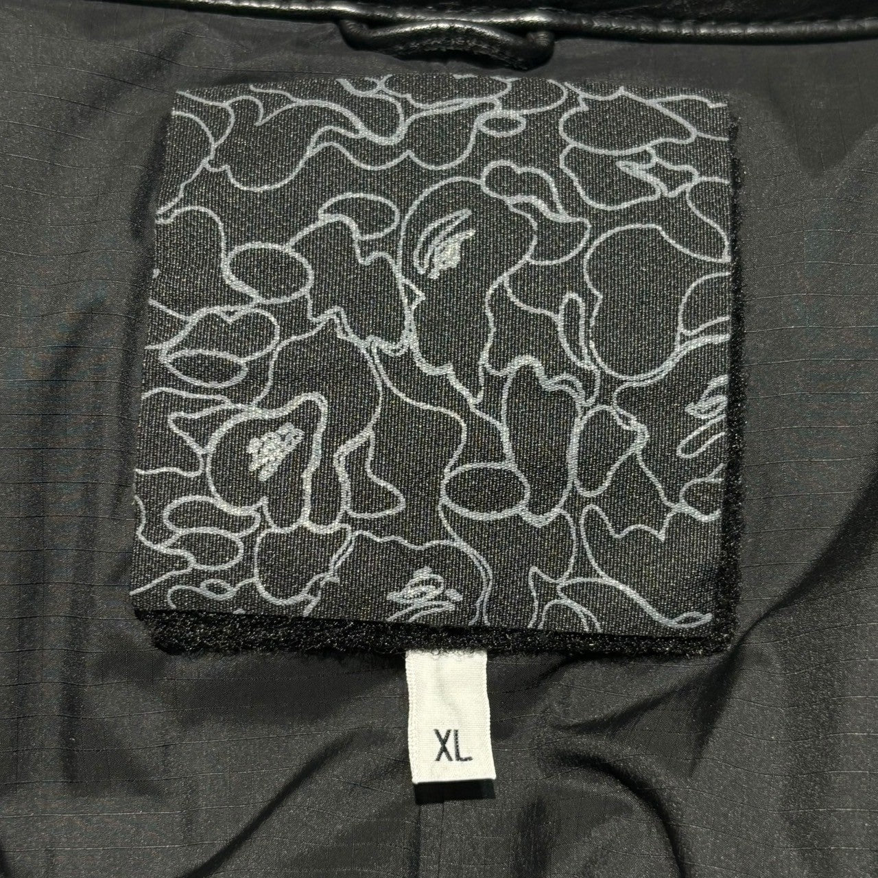 BAPE BY A BATHING APE(ベイプ バイ アベイシングエイプ) M-65 type leather down jacket M-65タイプ レザーダウン ジャケット XL ブラック SAMPLE品