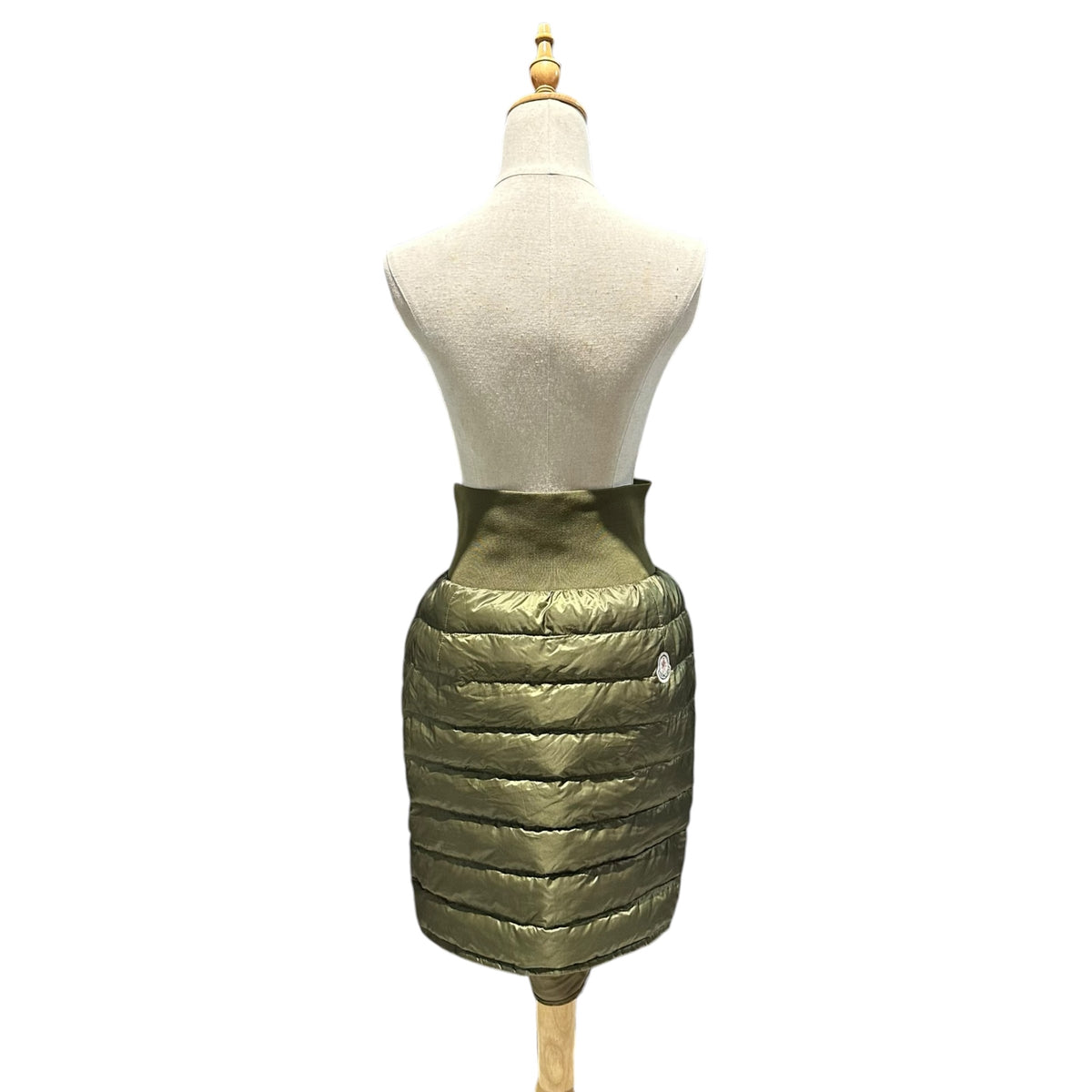 MONCLER(モンクレール) Suzuka-Design Layered Down Skirt スズカ デザイン レイヤード ダウン スカート 09/S 25372 50 44 カーキ