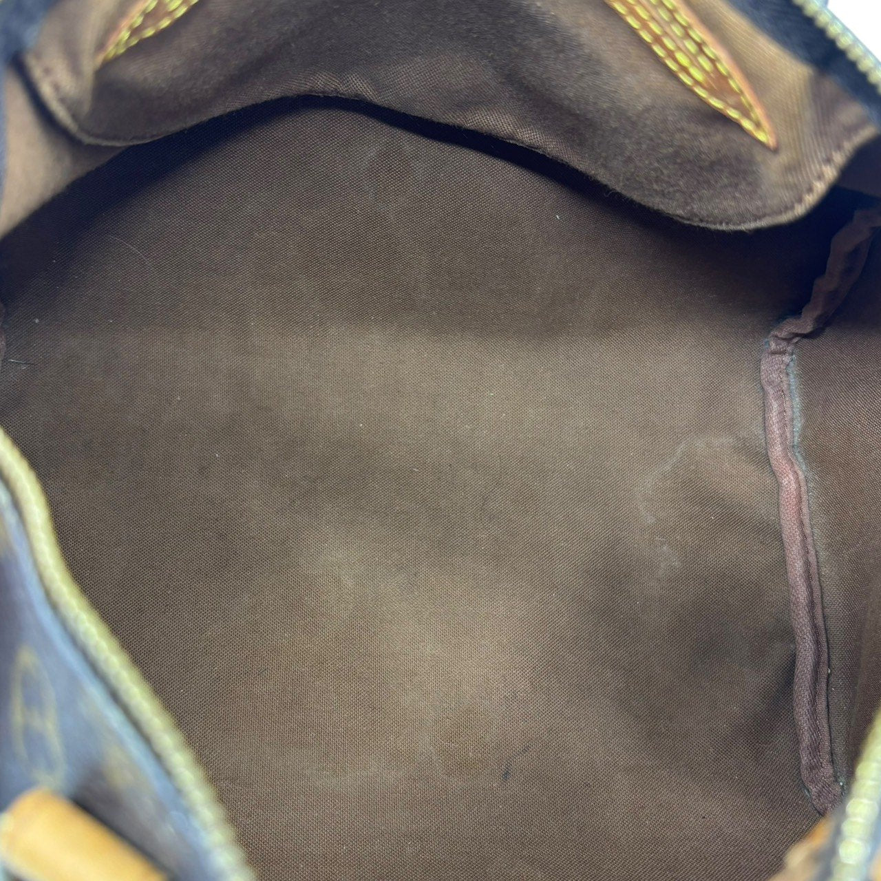 LOUIS VUITTON(ルイヴィトン) 90's Speedy 30 - Monogram 90年代 スピーディー 30 モノグラム ハンドバッグ 型番:M41526 製造番号:SP1904 ブラウン 旧型