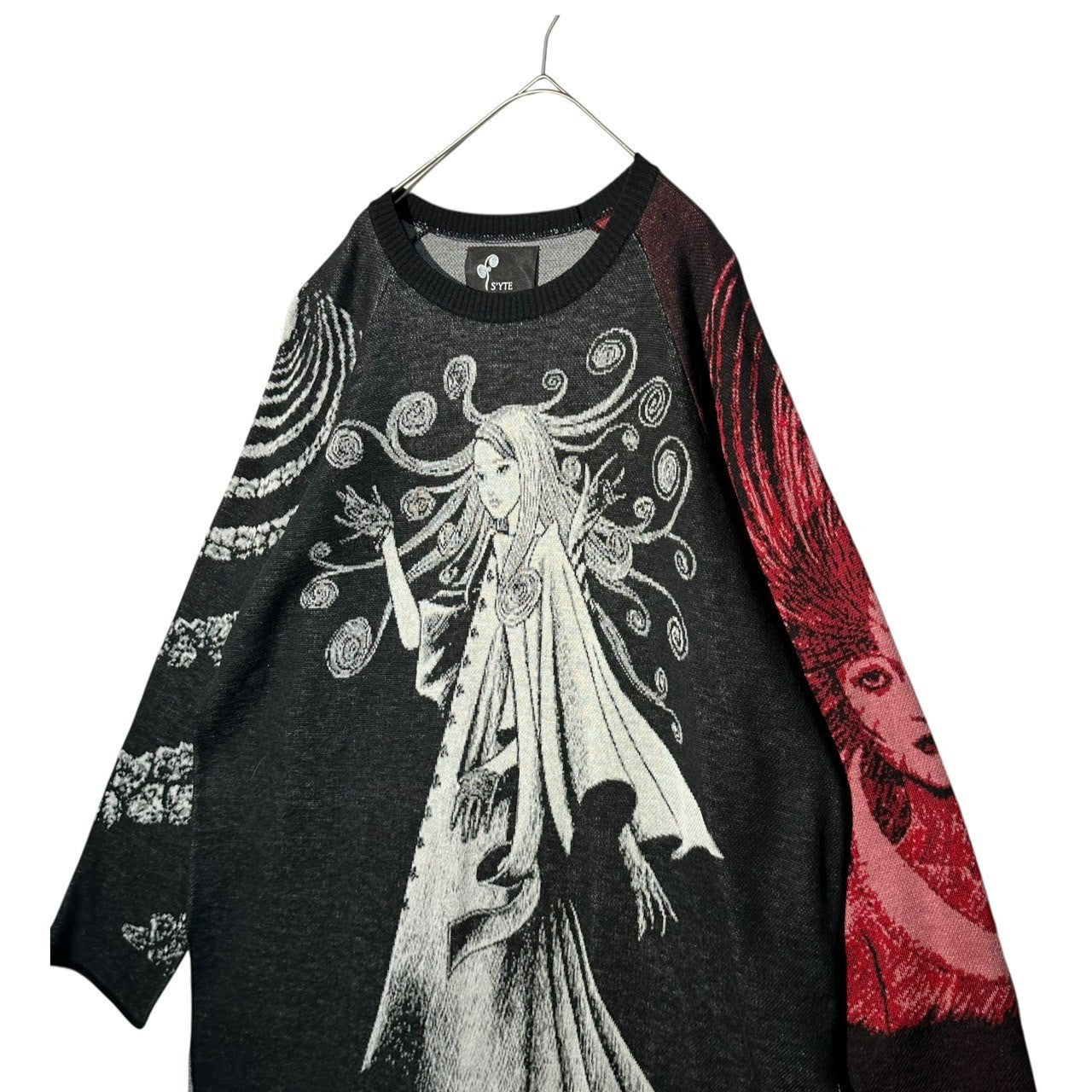 S’YTE × Junji ITO(サイト × ジュンジ イトウ) 20AW Tomie Front Back Placement Pullover Jacquard Knit 富江 フロント バック 配置 プルオーバー ジャガード ニット UJ-K40-614 3(L程度) ブラック 伊藤潤二氏デビュー作 富江 名作コラボ