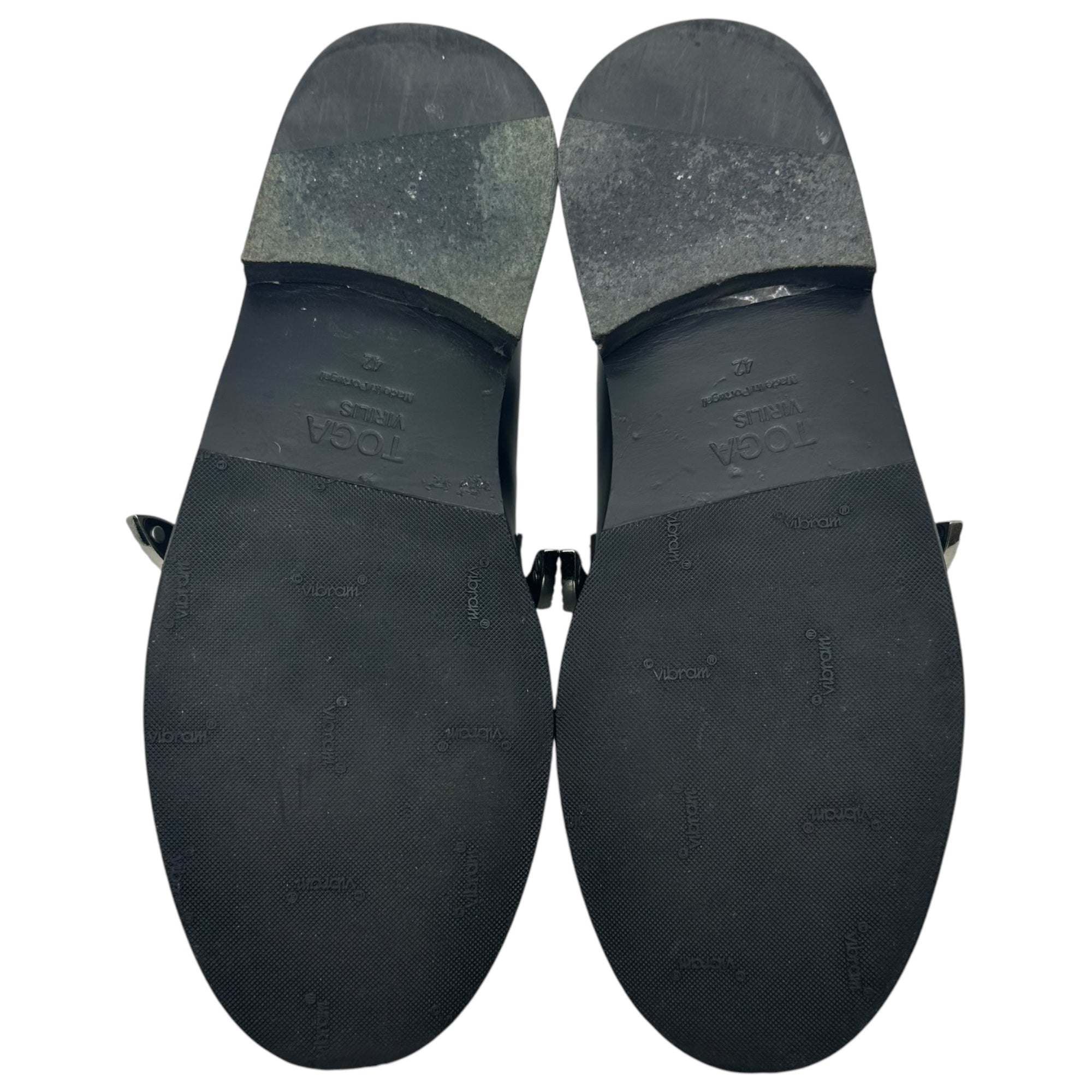 TOGA VIRILIS(トーガビリリース) METAL LOAFER(MEN) メタル ローファー 革靴 メタルスタッズ ホースビット調 AJ826 42(27.0cm) ブラック×シルバー( Black Polido) 参考定価70,400円(税込)