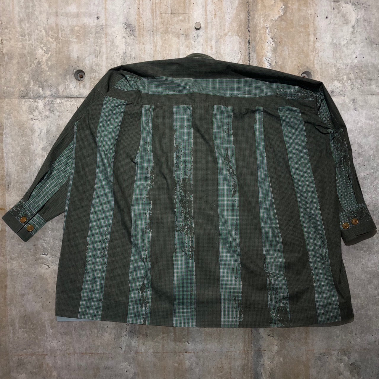 Vivienne Westwood RED LABEL(ヴィヴィアンウエストウッドレッドレーベル) オーブロゴオーバーサイズカモフラチェックシャツ 17-12-831001 00(FREE) グリーン
