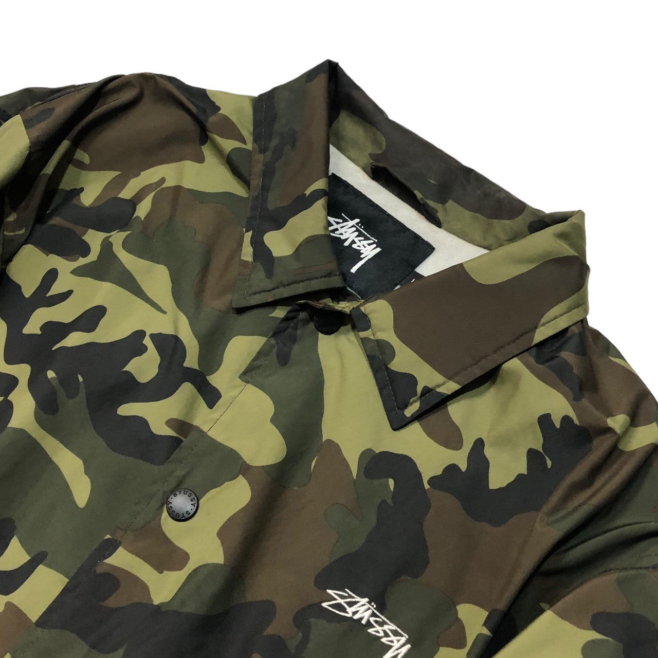 STUSSY(ステューシー) Stock logo camouflage coach jacket ストック ロゴ カモフラ コーチジャケット L カーキ