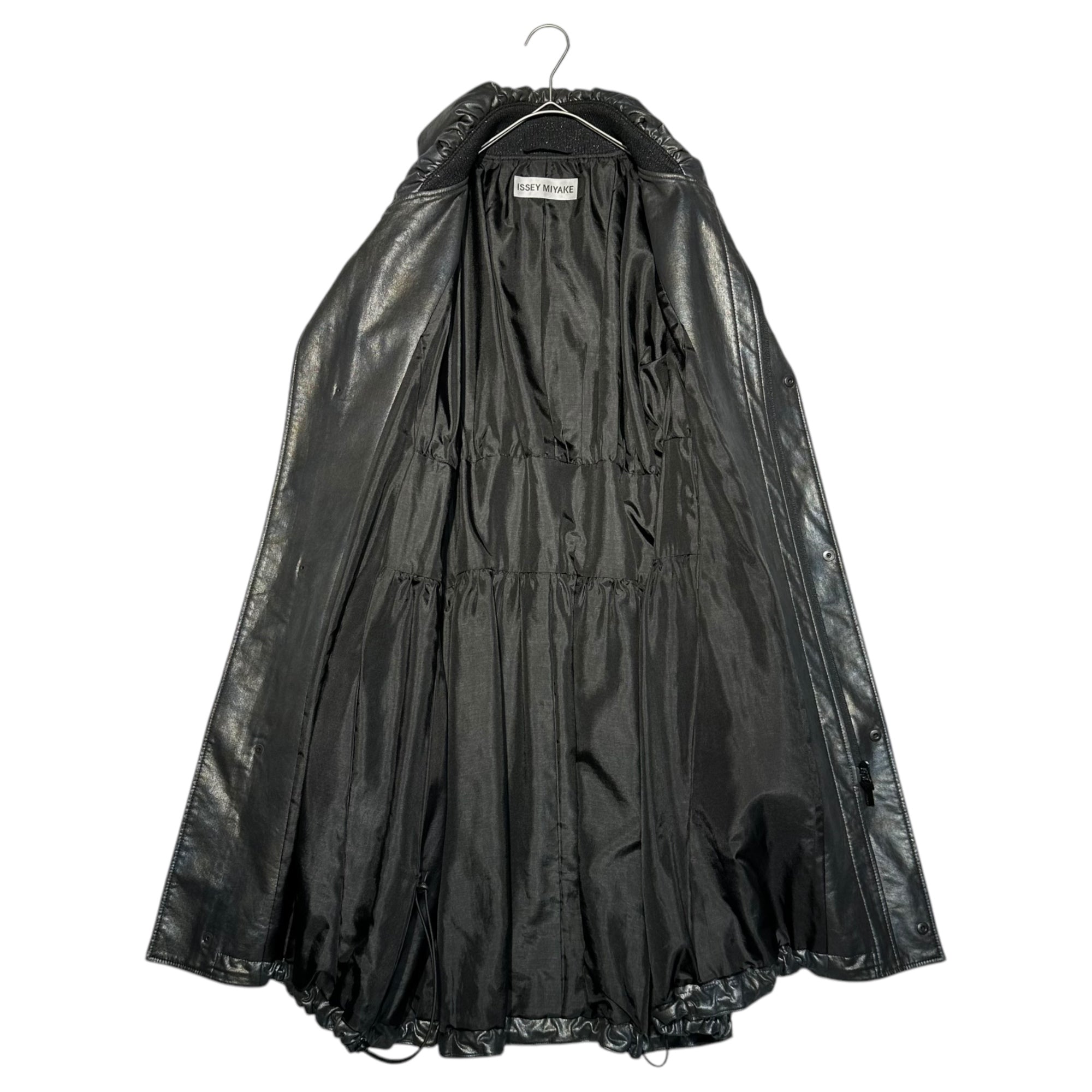 ISSEY MIYAKE(イッセイミヤケ) Eco-leather balloon silhouette waist gather coat エコレザー バルーン シルエット ウエスギャザー コート フェイクレザー IM54FA504 3(L程度) ブラック