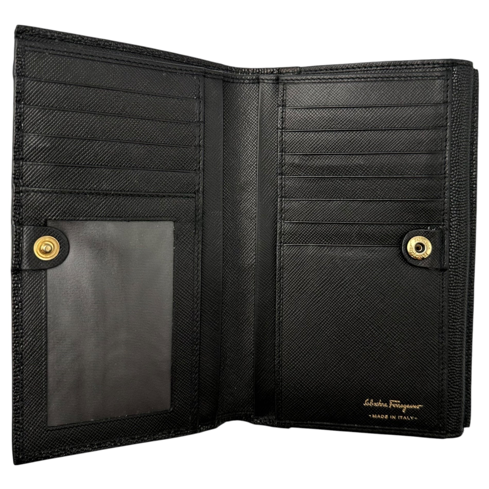 Salvatore Ferragamo(サルヴァトーレフェラガモ) Embossed Leather Wallet エンボス レザー 折り財部 ブラック