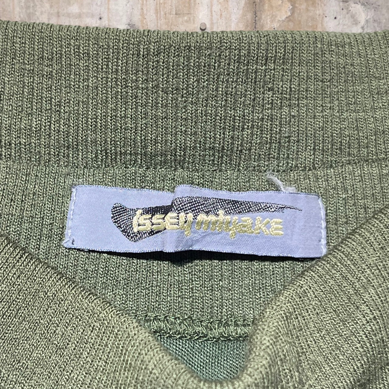 ISSEY MIYAKE(イッセイミヤケ) 80's筆タグ ウール ニット アシンメトリー スカート ゴムウエスト JY53058 M カーキ 80年代 ヴィンテージ