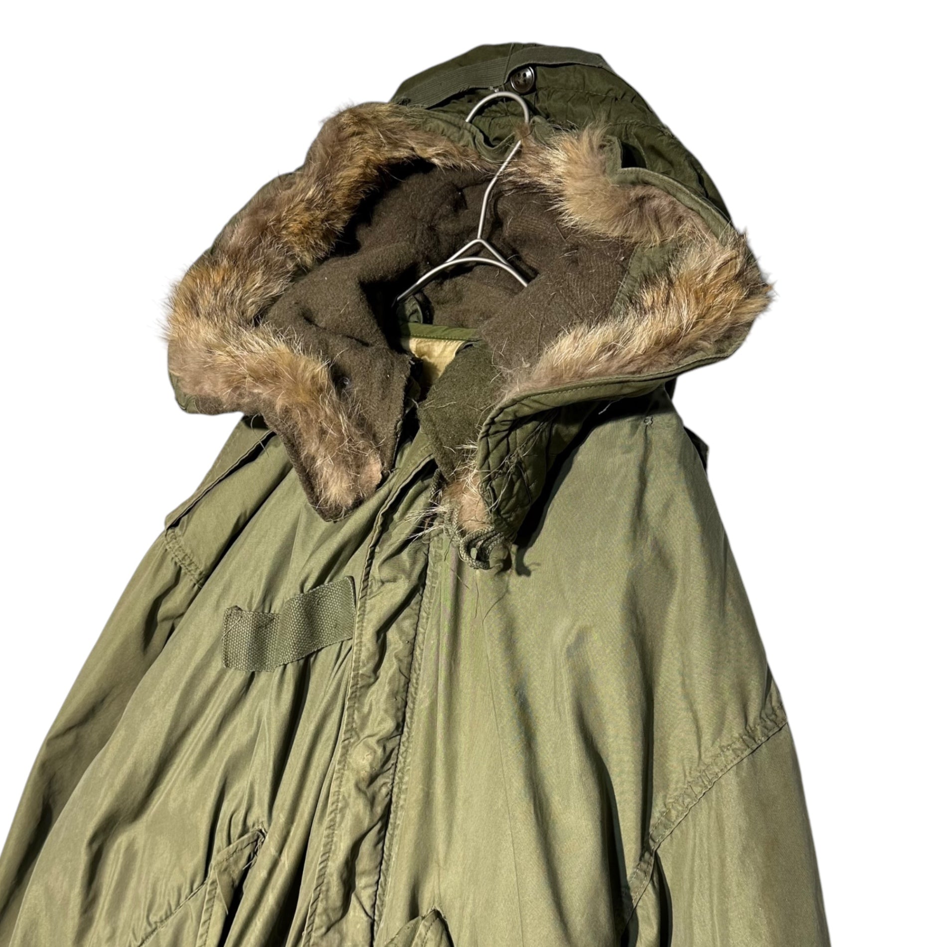 US ARMY(アメリカ軍) 50's Vintage Fishtail Mod Coat Field Parka 50年代 ヴィンテージ フィッシュ テール モッズ コート フィールド パーカー 55-P-4982-10 L セージグリーン ライナー、ファーフード後付け 本体50年代