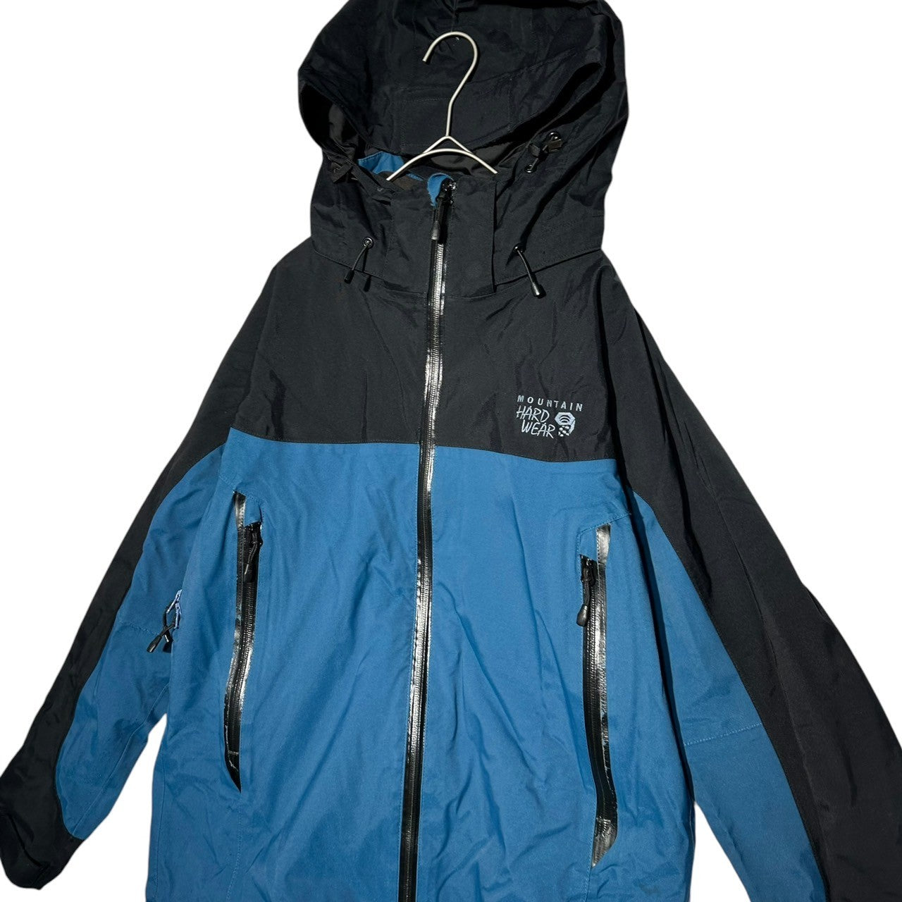 MOUNTAIN HARD WEAR(マウンテンハードウェア) commitment jacket コミットメント ジャケット OE7235 S ブラック×ブルー マウンテンパーカー アウトドア 登山 参考定価41,250円