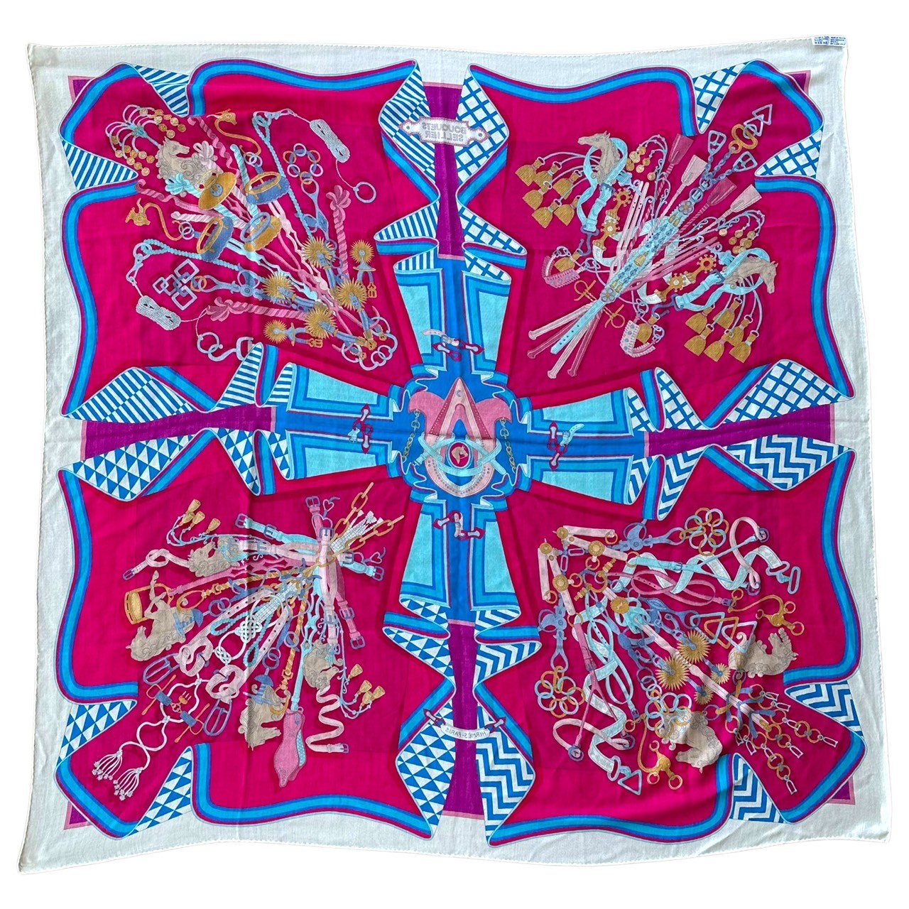 HERMES(エルメス) ”BOUQUETS SELLIER” Carre 140 ”鞍職人の花束” カレ 140 ピンク×ブルー カシミア シルク 大判 ストール スカーフ