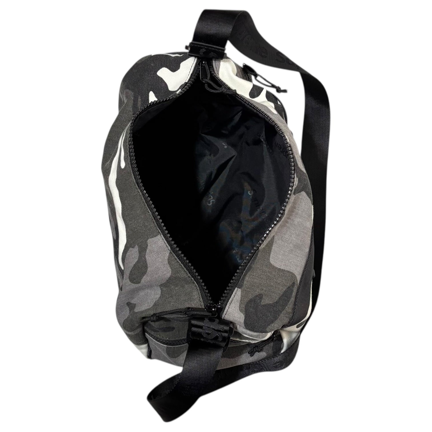 SUPREME(シュプリーム) 25SS Utility Bag Snow Camo ユーティリティ バッグ スノーカモ ショルダーバッグ グレー×ブラック