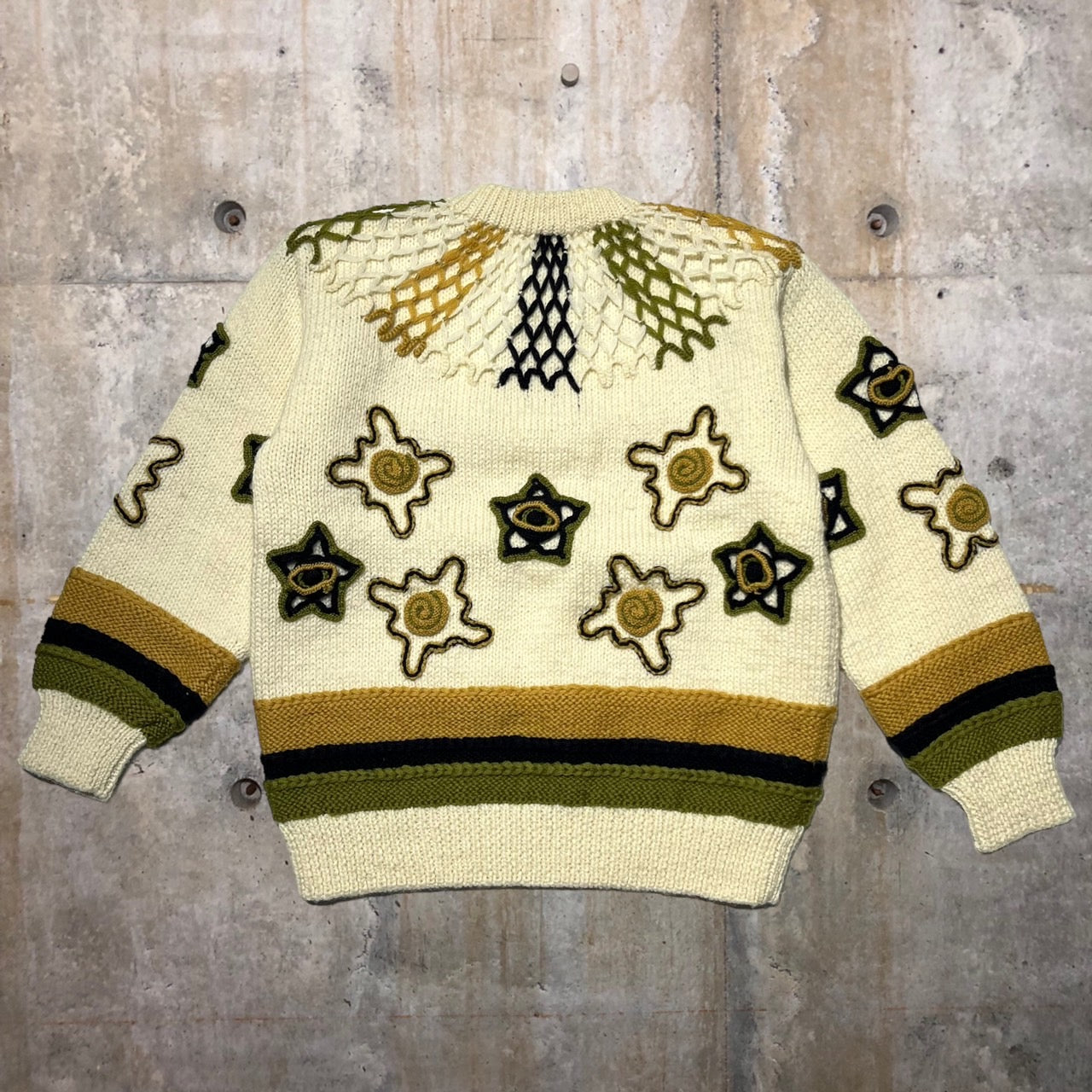 i.s. ISSEY MIYAKE(アイエス イッセイミヤケ) 90’s motif embroidery knit/刺繍ニット IS13-KN005 M マルチ IS