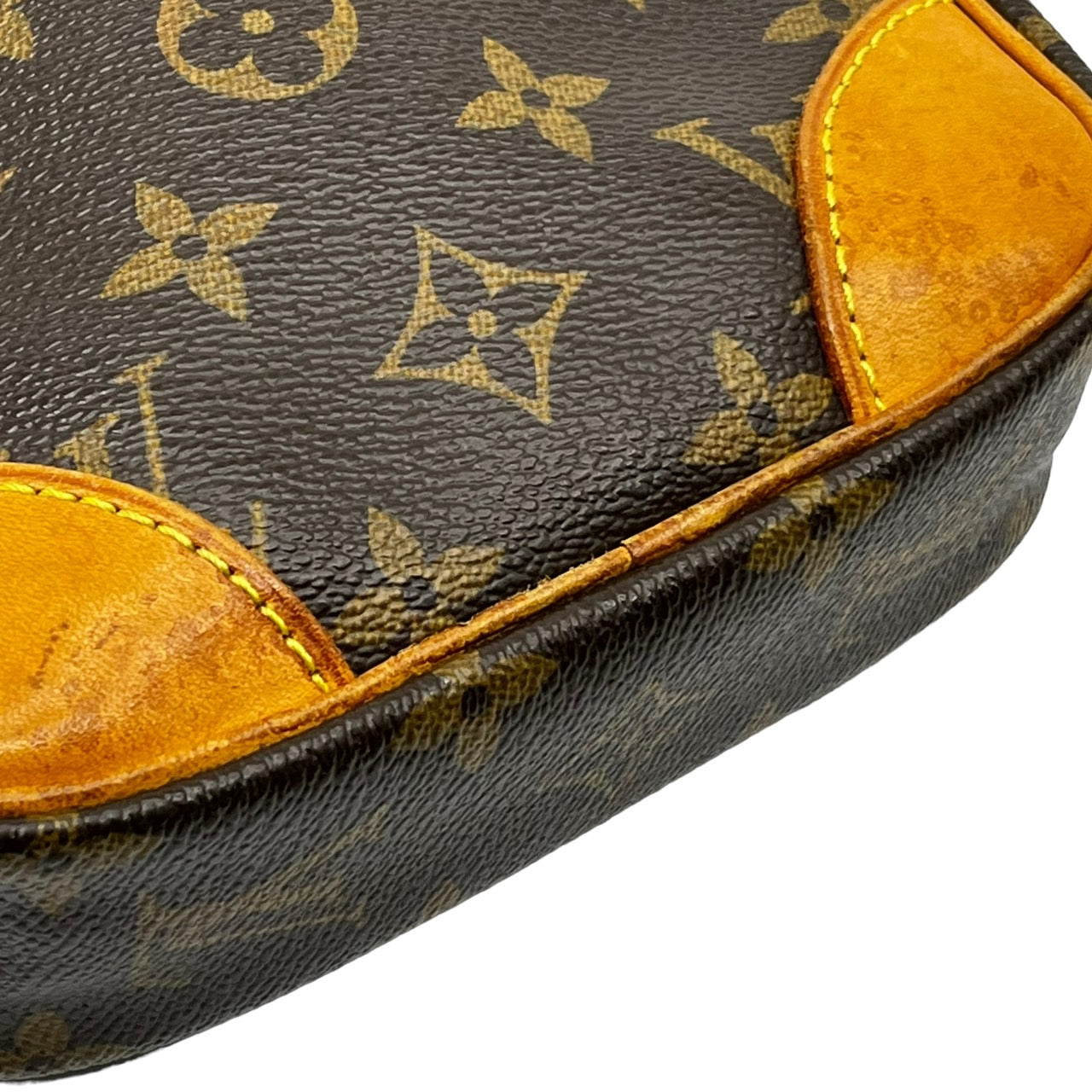 LOUIS VUITTON(ルイヴィトン) Danube ダヌーブ ショルダーバッグ サコッシュ M45266 ブラウン モノグラム TJ3190