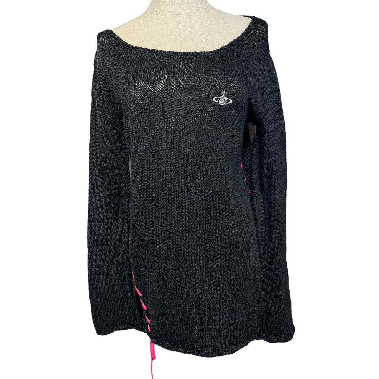 Vivienne Westwood RED LABEL(ヴィヴィアンウエストウッドレッドレーベル) 00's Side lace-up chest orb embroidery pullover knit サイド レースアップ 胸 オーブ刺繍 プルオーバー ニット 357-01-17002 2(M) ブラック×ピンク オリゾンティタグ