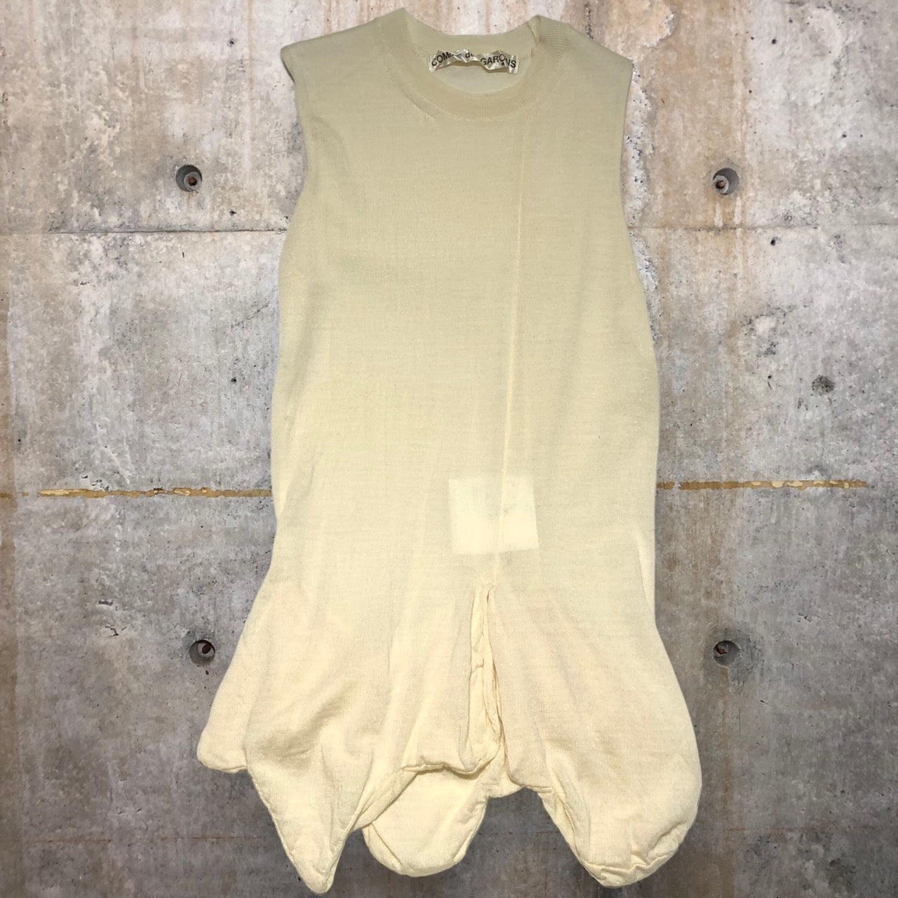 COMME des GARCONS(コムデギャルソン) 04SSノースリーブフラワーモチーフニット GM-N003 表記なし(FREE) アイボリー AD2004