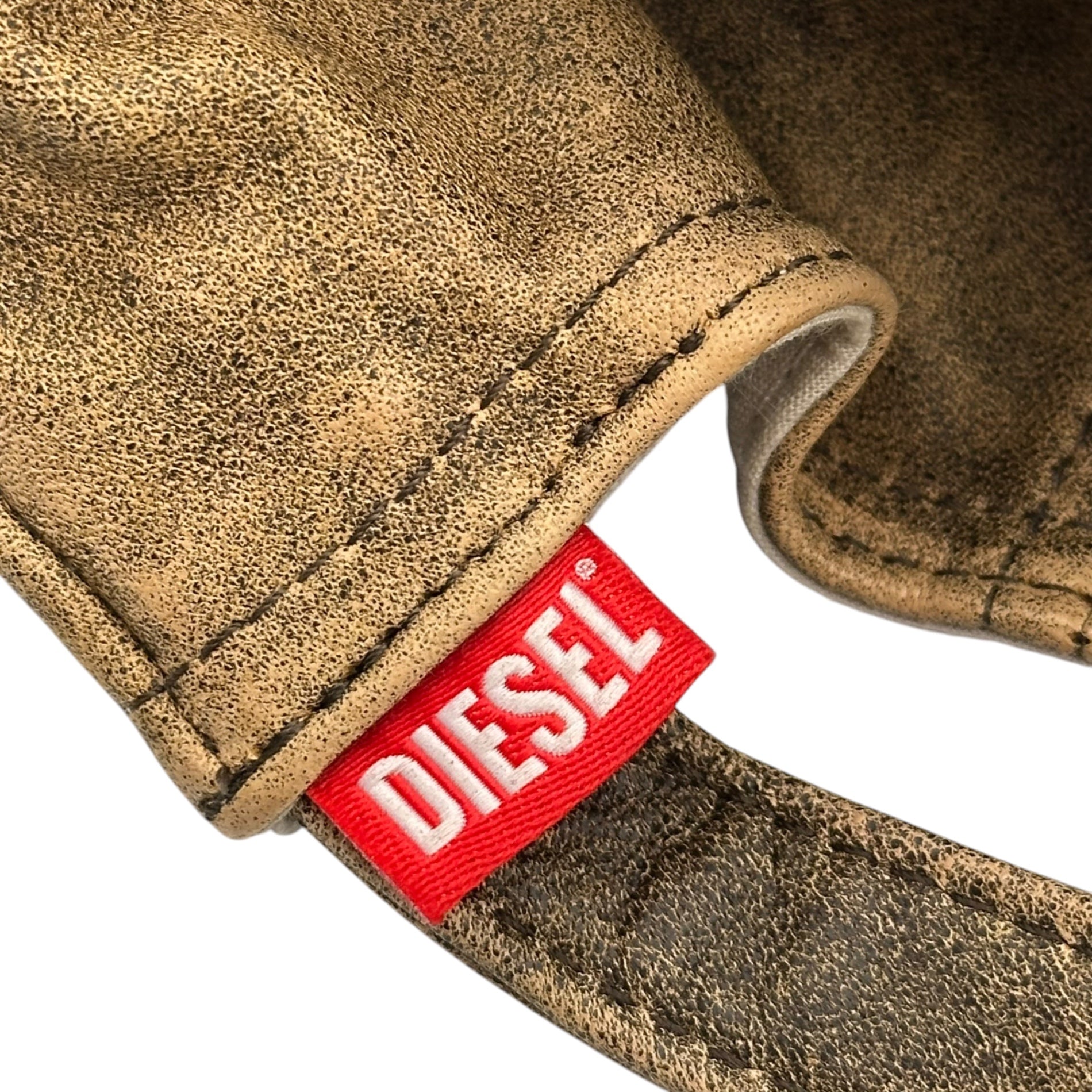DIESEL(ディーゼル) C-BAR Leather Cap ロゴ レザー キャップ A11543 OPFAN 02 ブラウン ヴィンテージ加工