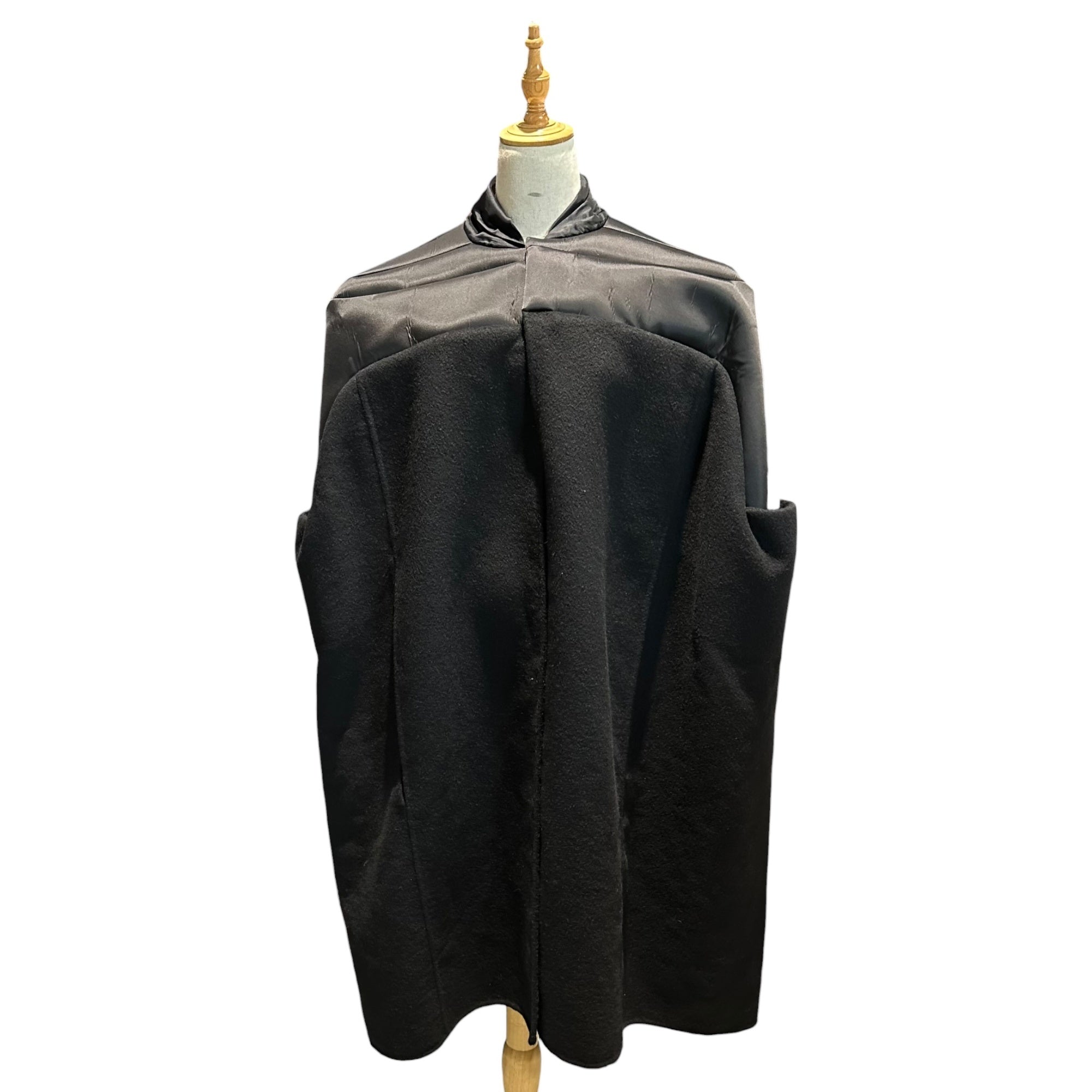 Rick Owens(リックオウエンス) 22SS ”FOGACHINE” GIRDERED CAPE SHORT ガーダード ケープ ショート コート RO02A7964 40 ブラック ポンチョ ジャケット カシミア
