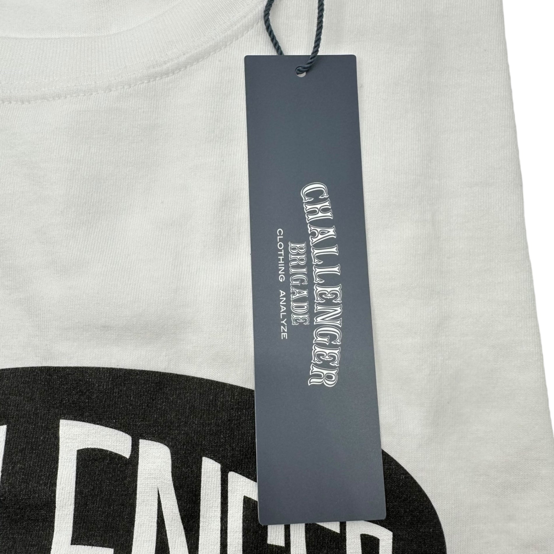 CHALLENGER(チャレンジャー) 15th ANNIVERSARY POP-UP限定 AUTHORIZED TEE 15周年 ポップアップ限定 Tシャツ CLG-TS 024-037 XL ホワイト×ブラック×マルチカラー “ROC” Ruins of CHALLENGER-