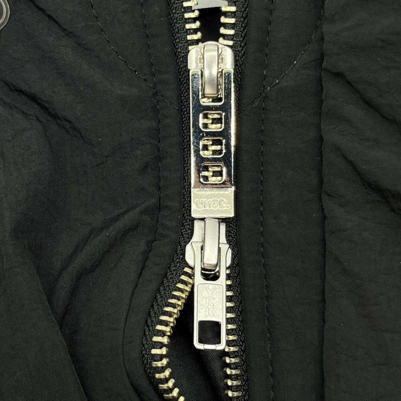 UN3D.(アンスリード) LAYERED LIKE QUILTING COAT レイヤードライク キルティング コート 522250003201-01 38(M) ブラック 参考定価74,800円(税込)