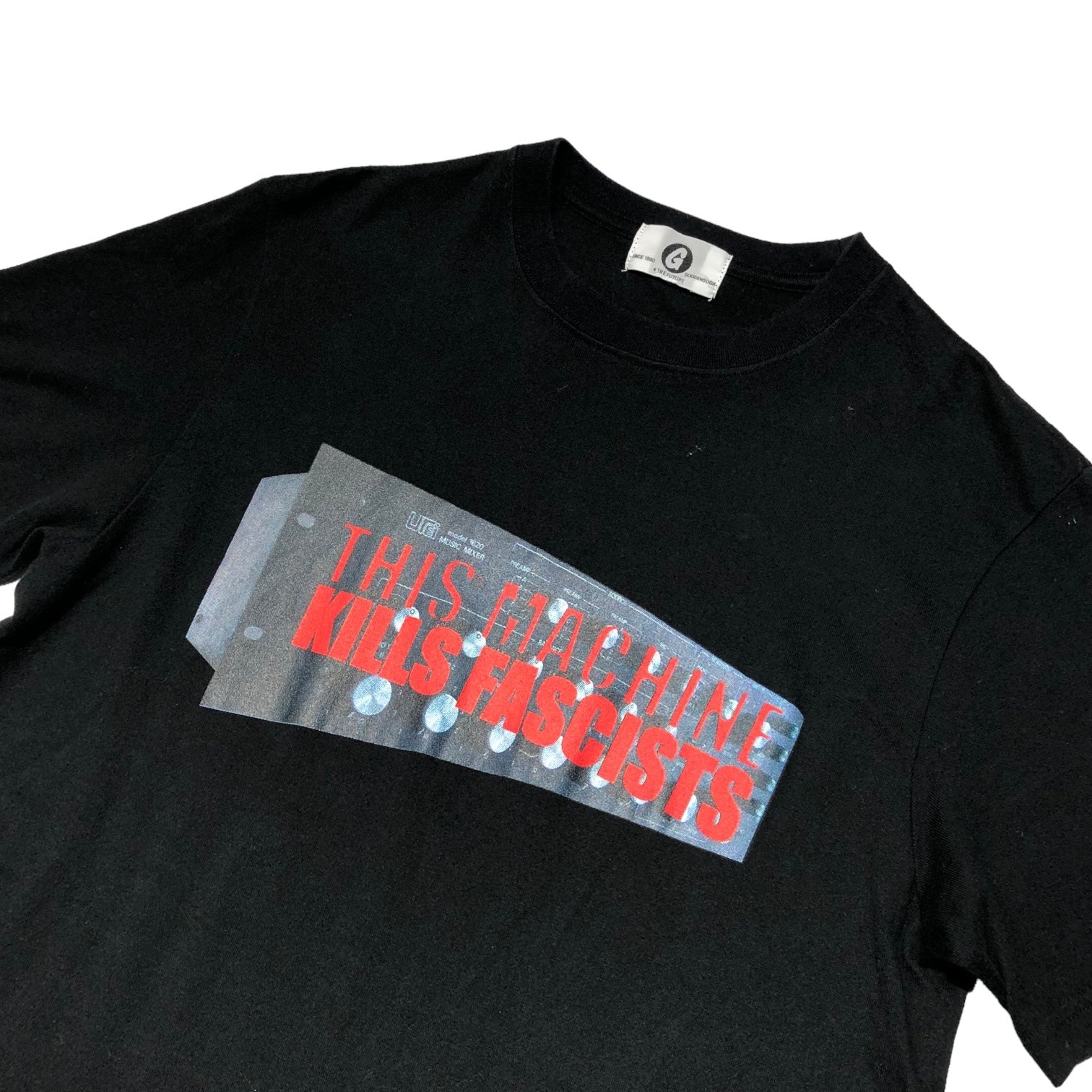 GOODENOUGH(グッドイナフ) THIS MACHINE KILLS FASCISTS Tシャツ S ブラック×レッド 品質表示タグ切れ
