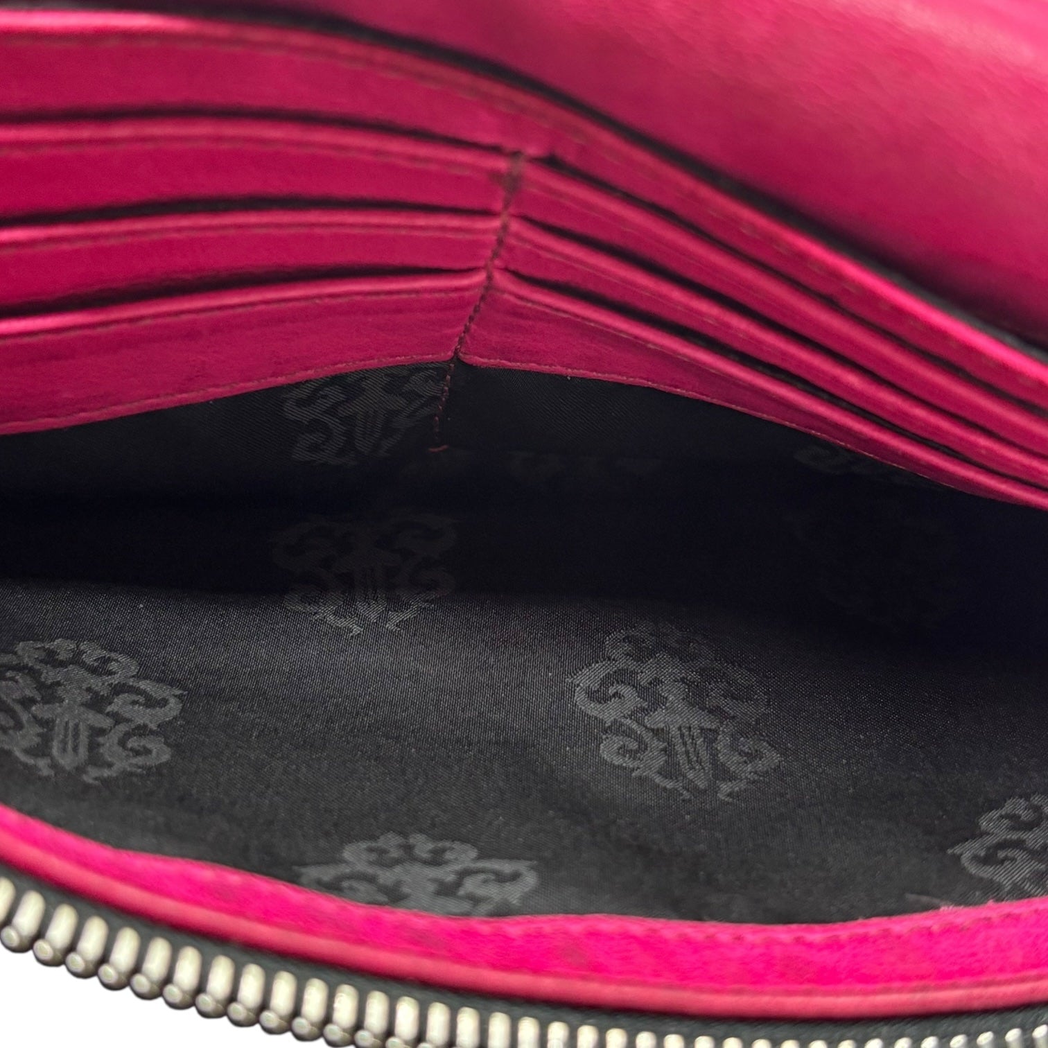 CHROME HEARTS(クロムハーツ) JUDY NOVELTY ジュディ ノベルティ クロスボタン レザーウォレット財布 ブラック×ピンク 限定品