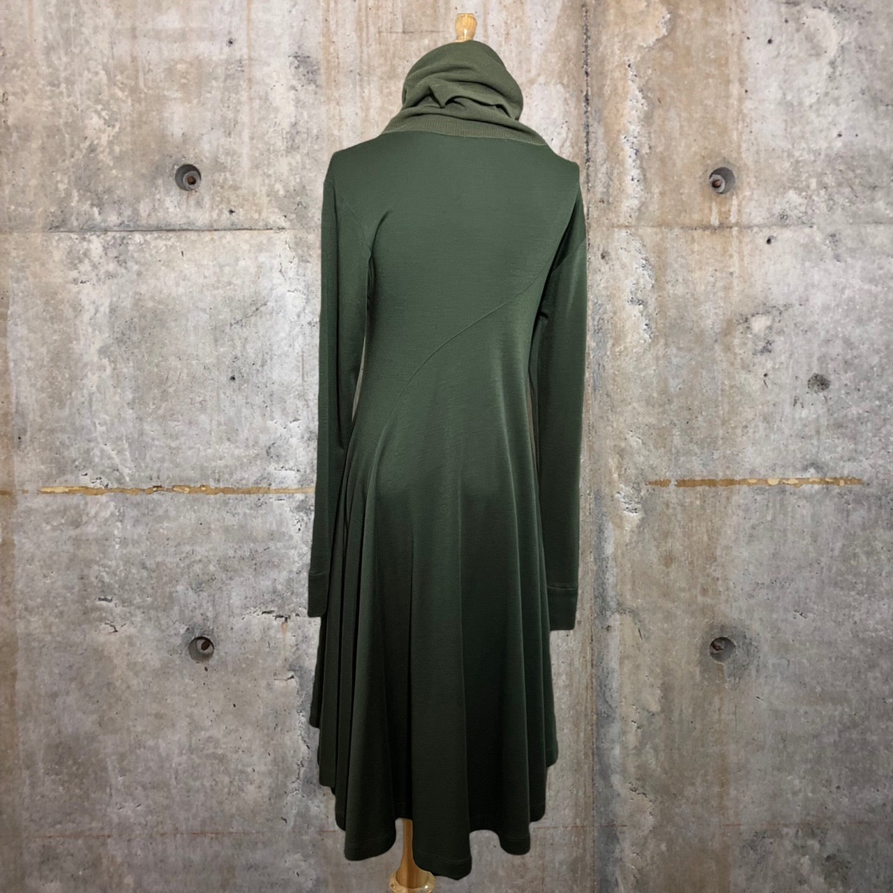ISSEY MIYAKE(イッセイミヤケ) 80's筆タグ ウール ニット 切替ワンピース 変形 アシンメトリー JY23028 M カーキ 80年代 ヴィンテージ