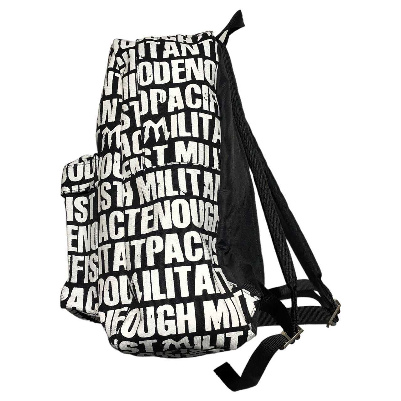 GOODENOUGH × militant pacifist × FABRICK(グッドイナフ×ミリタントパシフィスト×ファブリック) all over logo backpack ロゴ リュック バックパック ブラック×ホワイト