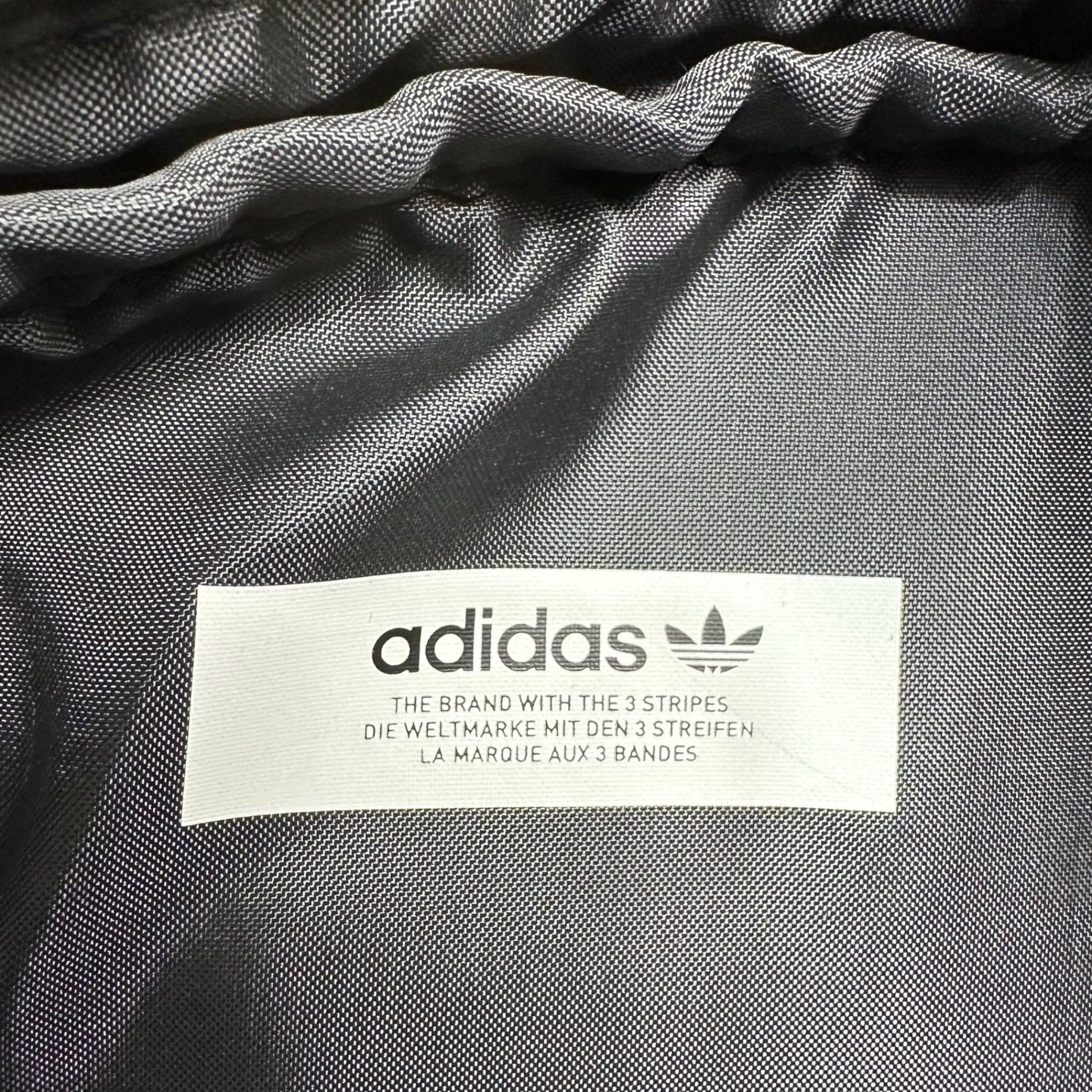 adidas(アディダス) EQT Crossbody ユーティリティー クロス ボディー バッグ CE5557 ブラック 斜め掛け