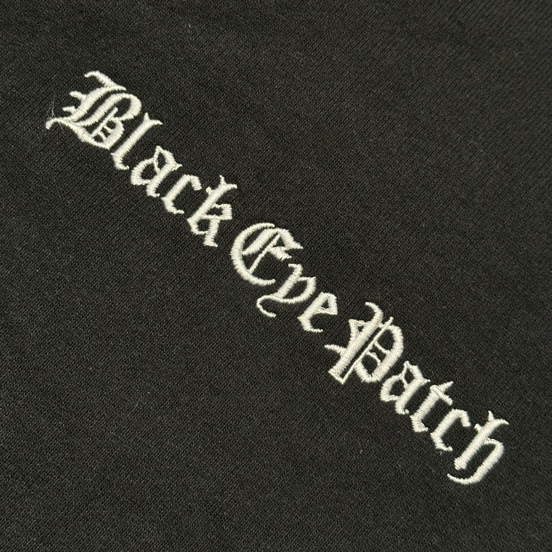 BlackEyePatch(ブラックアイパッチ) Logo-Embroidered Pullover Hoodie ロゴ 刺繍 プルオーバー パーカー XL ブラック