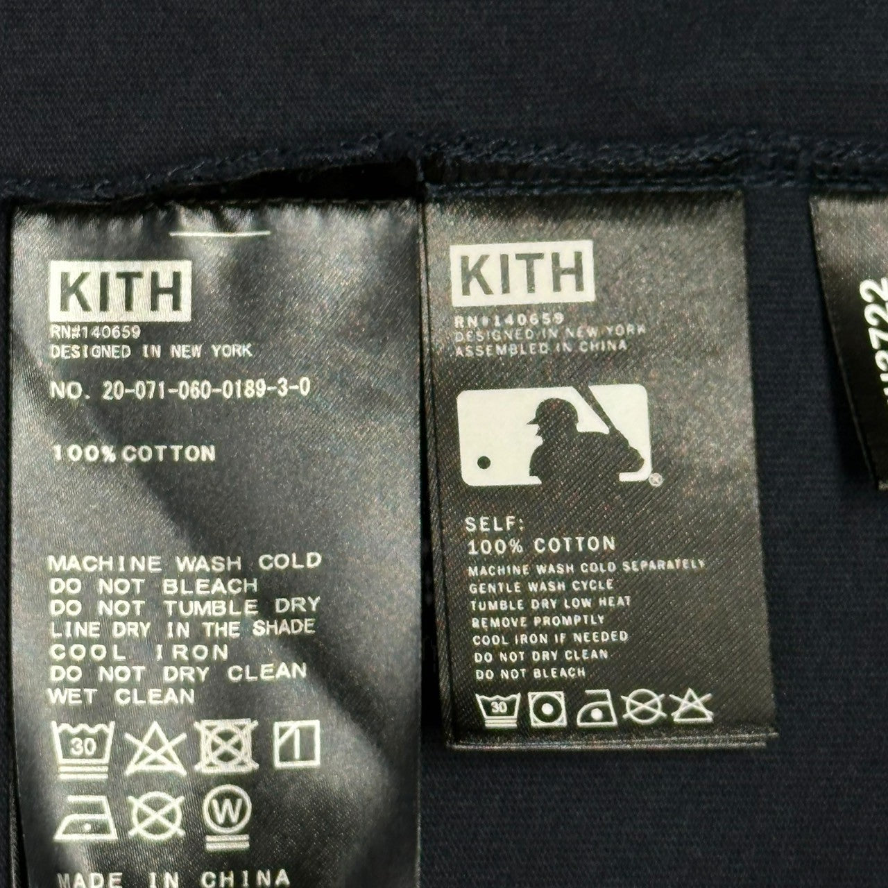 KITH(キス) MLB Yankees LOGO TEE ヤンキース ロゴ 刺繍 Tシャツ 20-071-060-0189-3-0 S ネイビー
