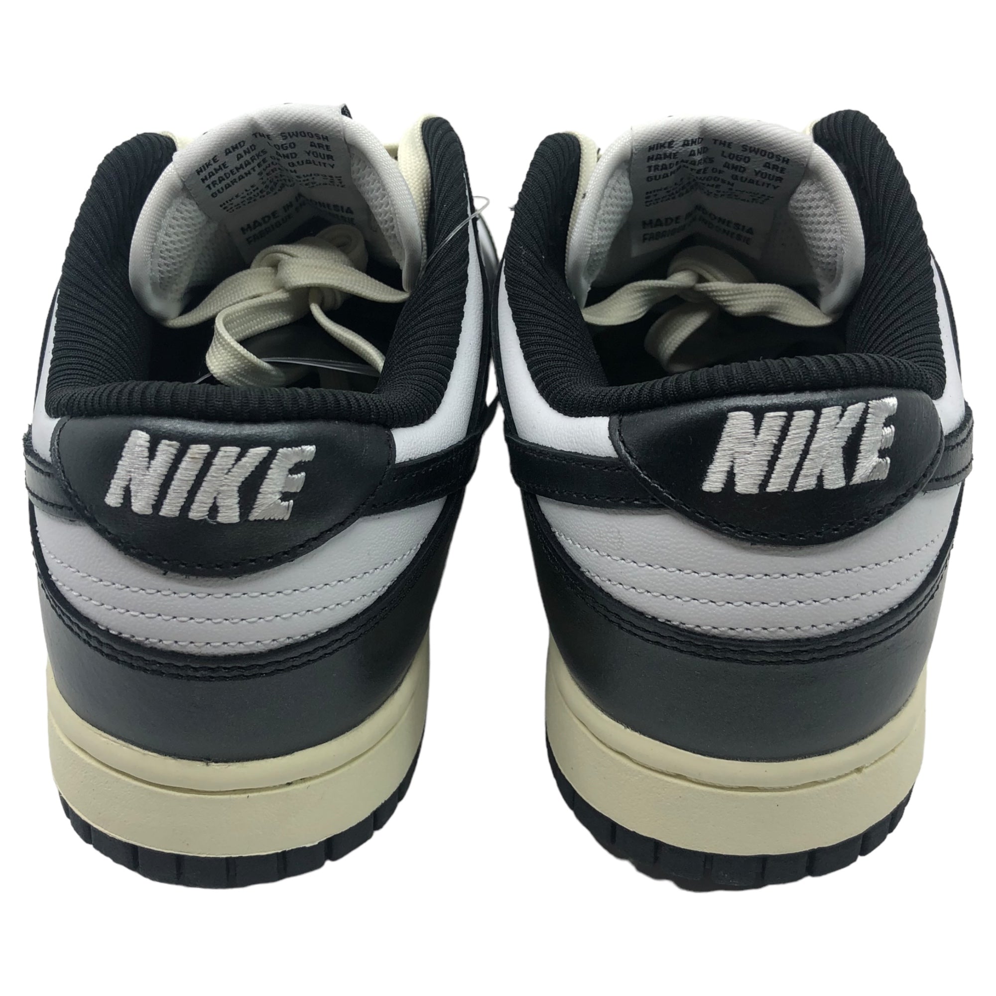 NIKE(ナイキ) WMNS Dunk Low PRM Vintage "Black and White/Panda" ダンク ロー ヴィンテージ パンダ FQ8899-100 25.5cm ブラック×ホワイト ローカット スニーカー
