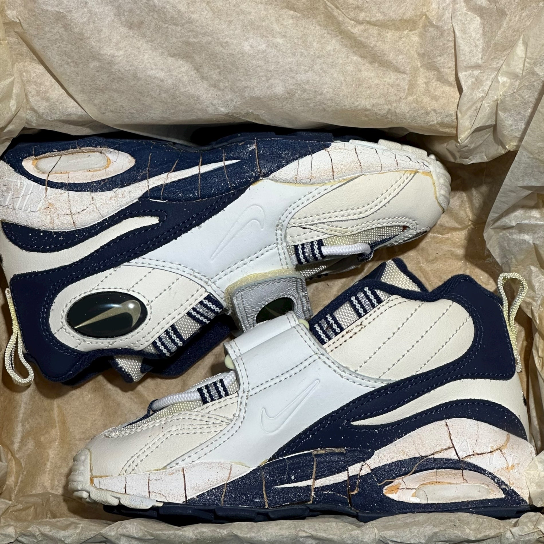 NIKE(ナイキ) 1996 AIR D.T 4 (BG) エア DT キッズ 153258-141 US 1Y(20cm) ホワイト×ネイビー 90's 90年代 ヴィンテージ スニーカー