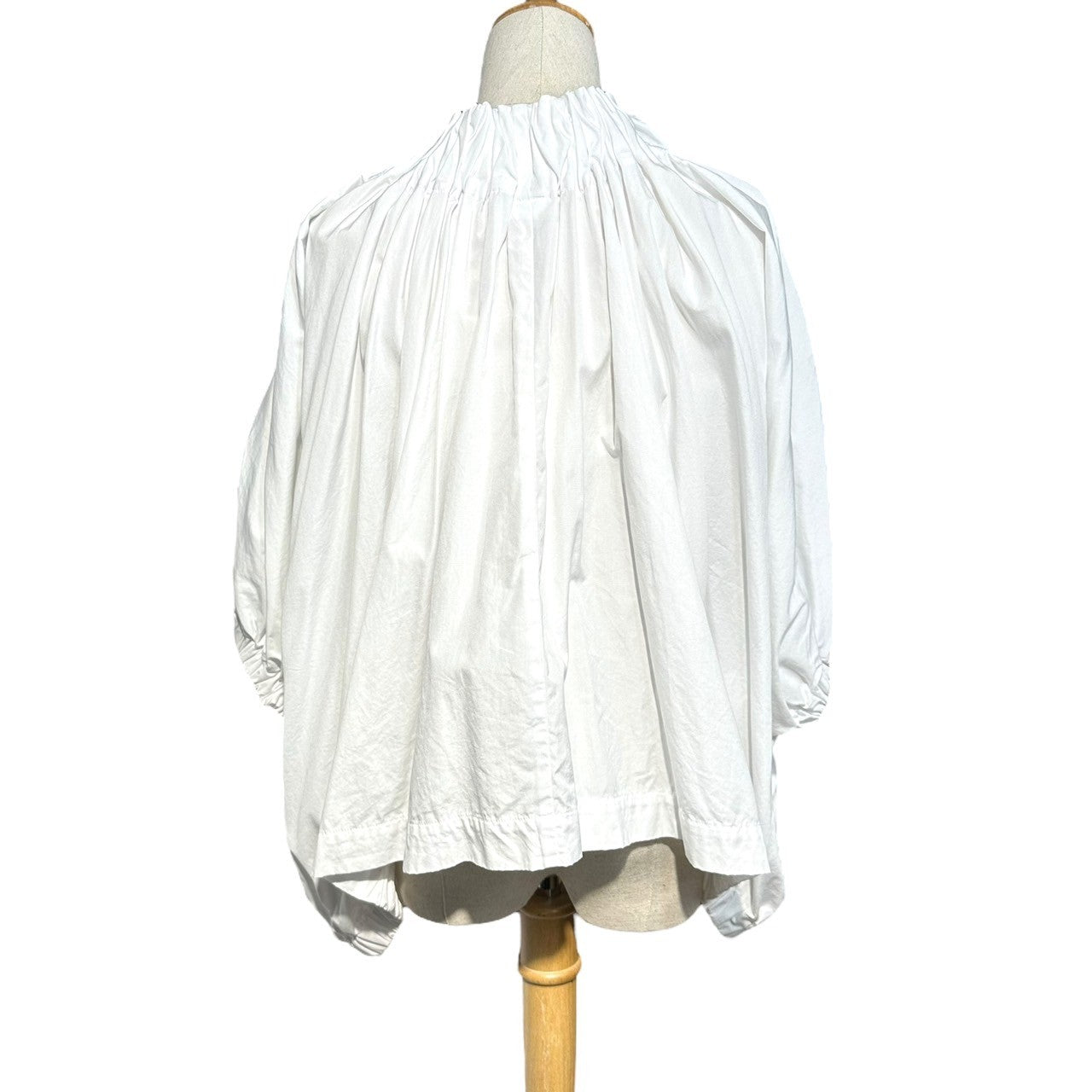 COMME des GARCONS COMME des GARCONS(コムデギャルソンコムデギャルソン) 20SS Clown gathered short length blouse ピエロ ギャザー ショート レングス ブラウス RE-B002 XS ホワイト AD2019