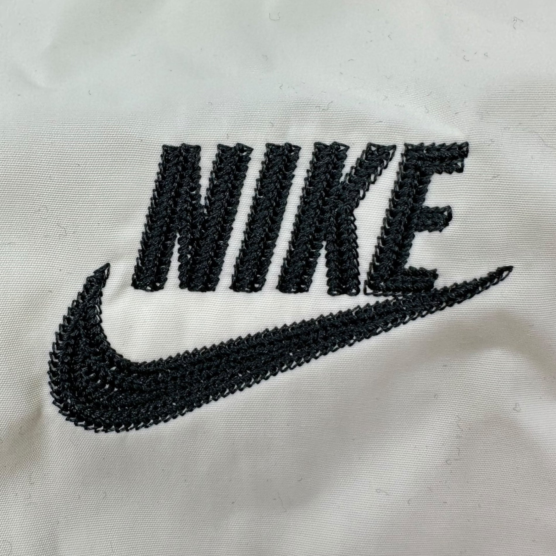 NIKE(ナイキ) Woven anorak jacket ウーブン アノラック ジャケット SU241102SIV M ホワイト ウインド ブレーカー ハーフ ジップ パーカー