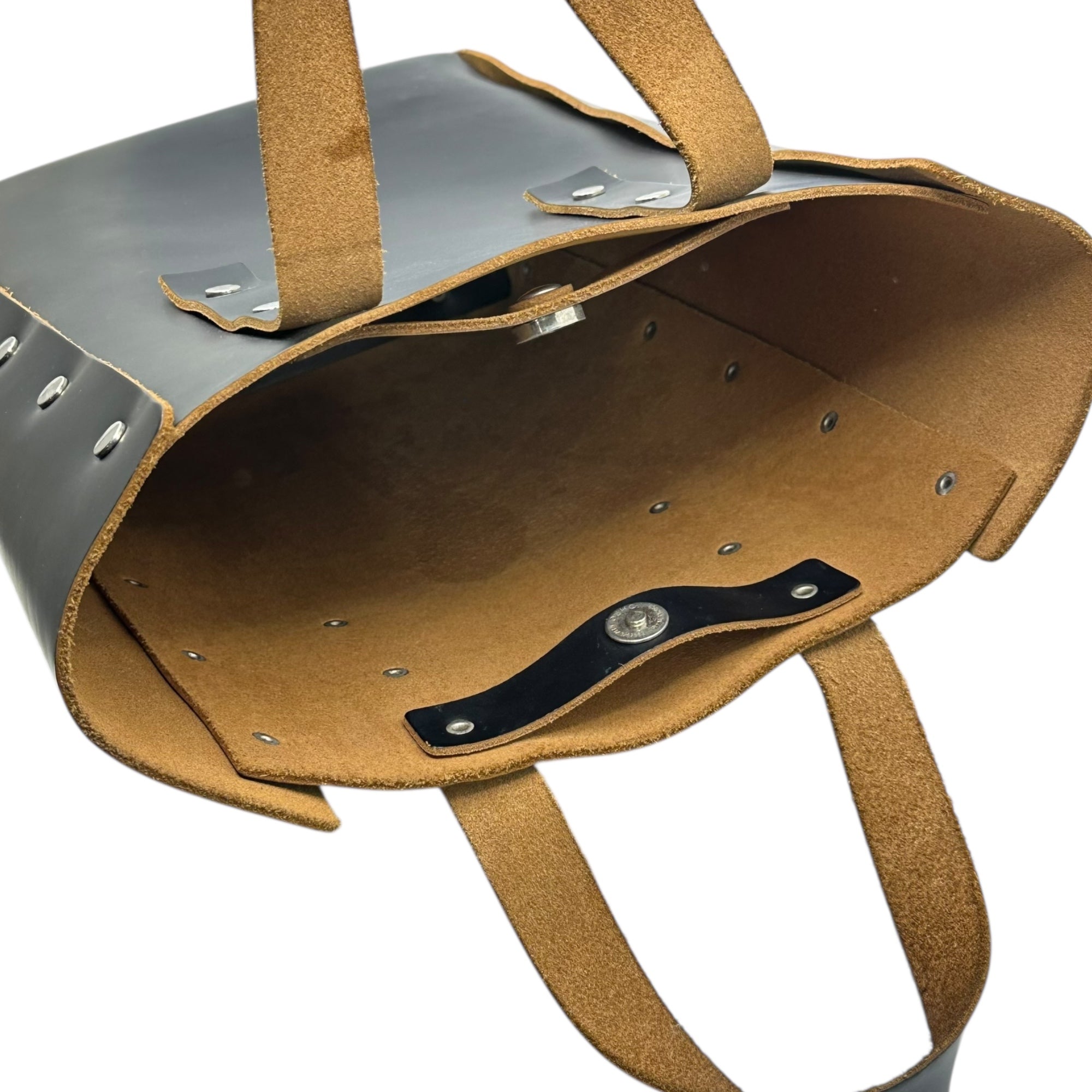 Hender Scheme(エンダースキーマ) ASSEMBLE HAND BAG TALL M アッセンブル ハンドバッグ トール M M ブラック レザー スタッズ