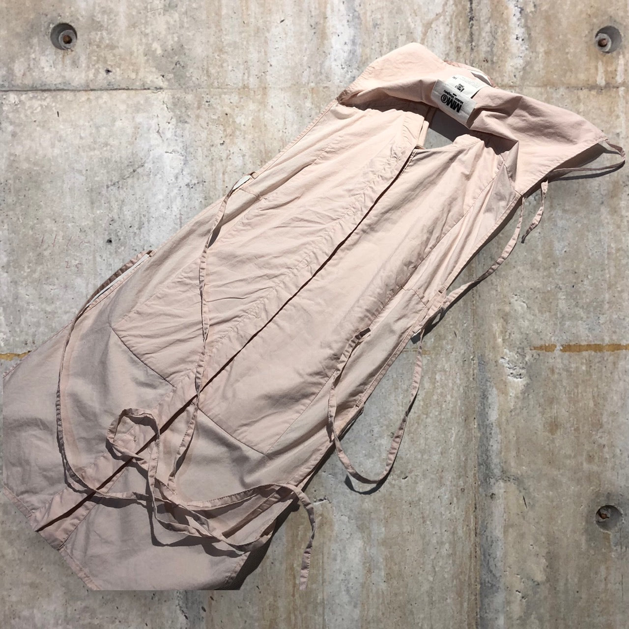 MM6(エムエムシックス) バックオープンプリーツシャツ S52TH0004 uni(FREEサイズ) ピンク メゾンマルジェラ