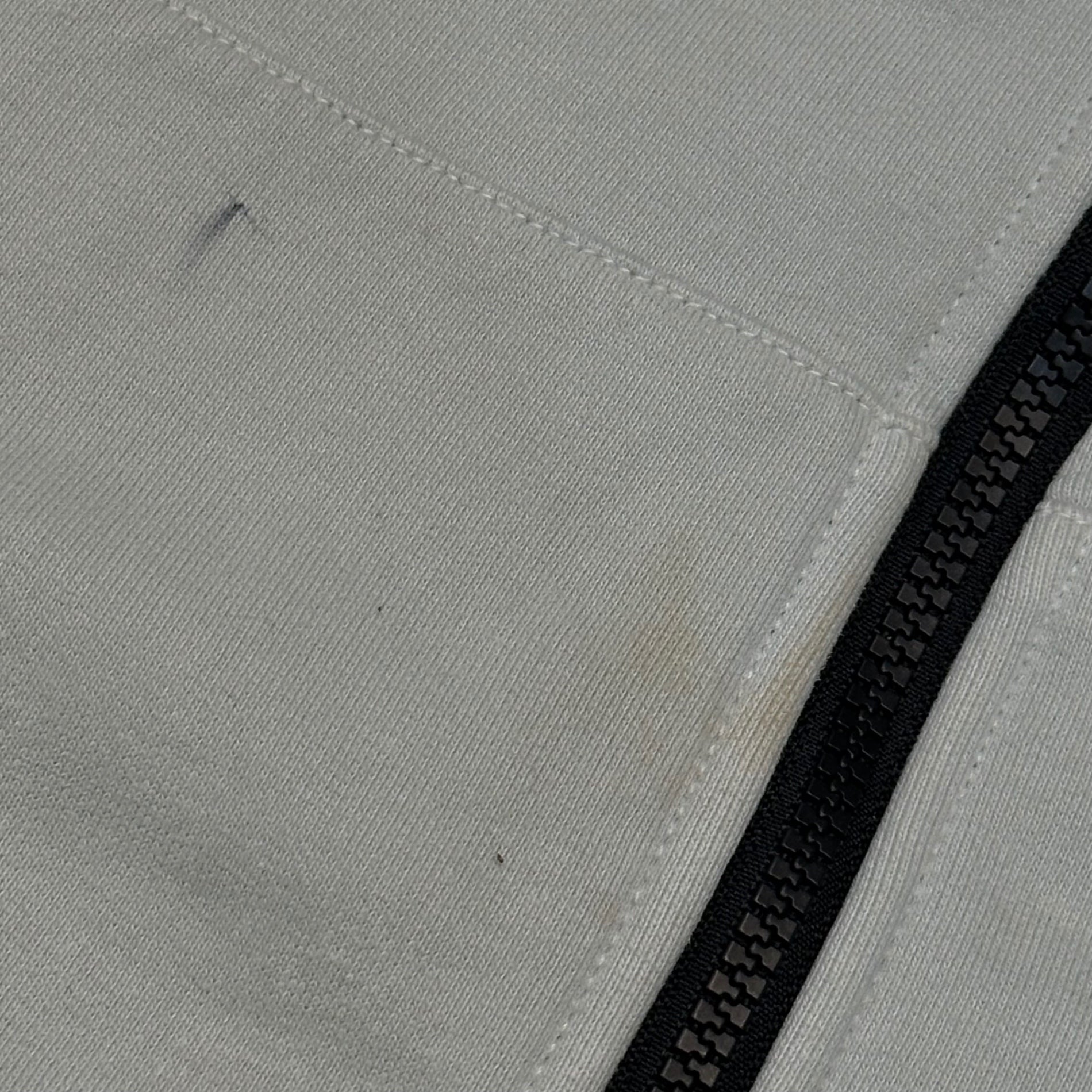 STONE ISLAND(ストーンアイランド) 2022AW COTTON FLEECE GARMENT DYED FULL ZIP SWEATSHIRT コットンプリース ガーメントダイ フルジップ スウェット シャツ 771564320 XL ライトグレー ジャケット