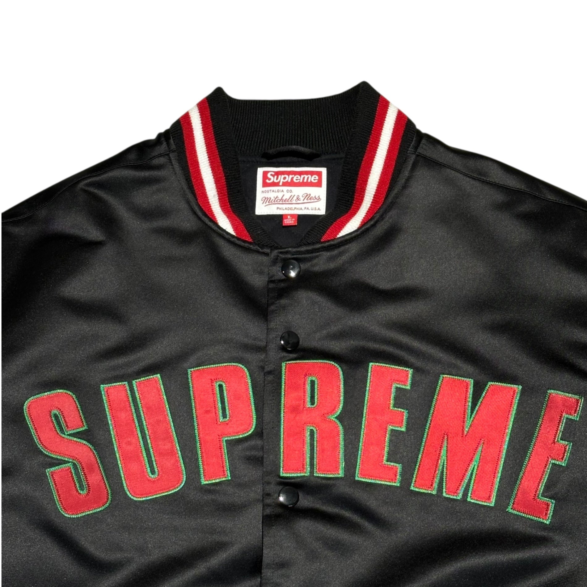 SUPREME×mitchell&ness(シュプリーム×ミッチェルアンドネス) 21SS Satin Varsity Jacket サテン バーシティ ジャケット L ブラック コラボ ブルゾン ロゴ スタジャン