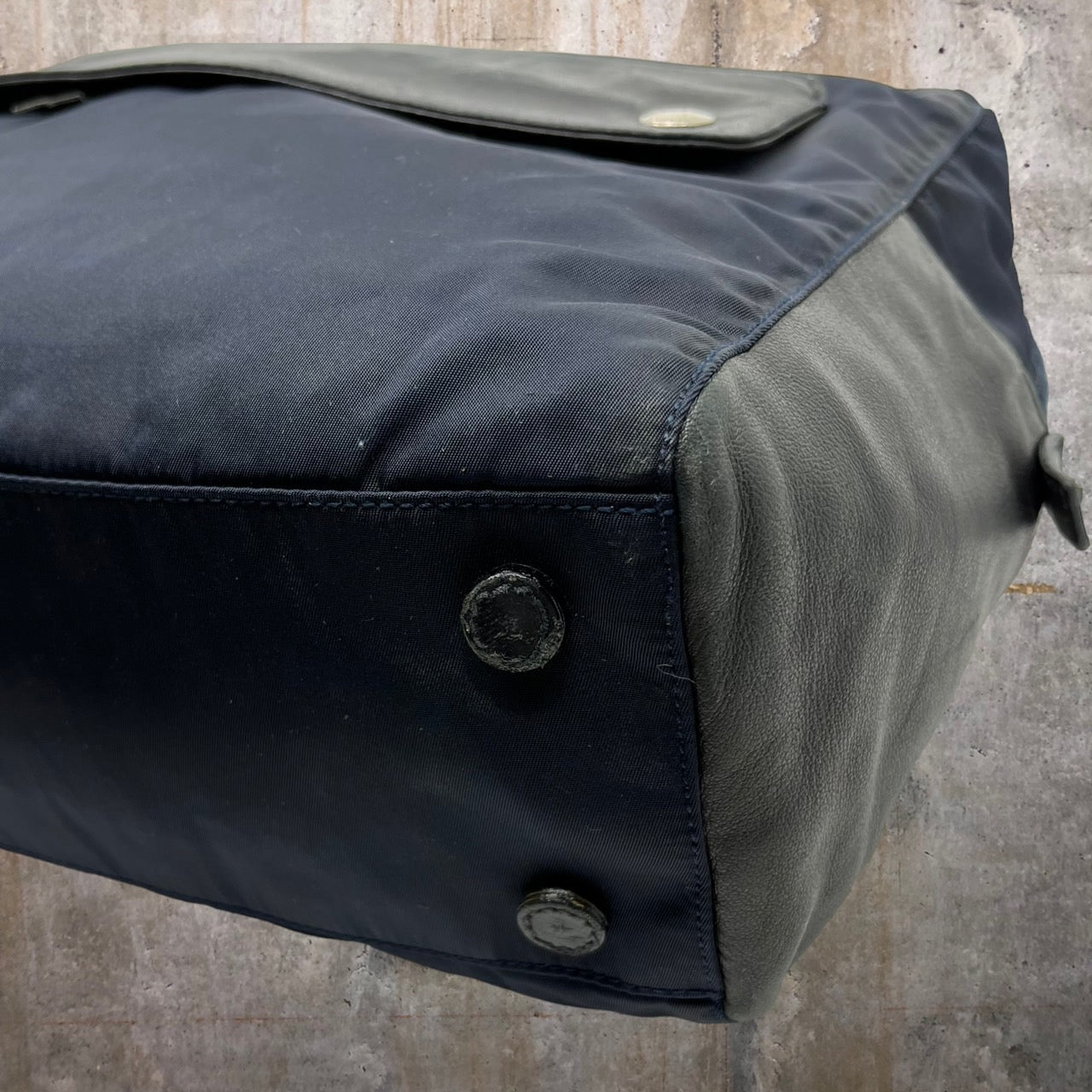 PRADA(プラダ) ナイロンレザートートバッグ ネイビー 53 ハンドバッグ