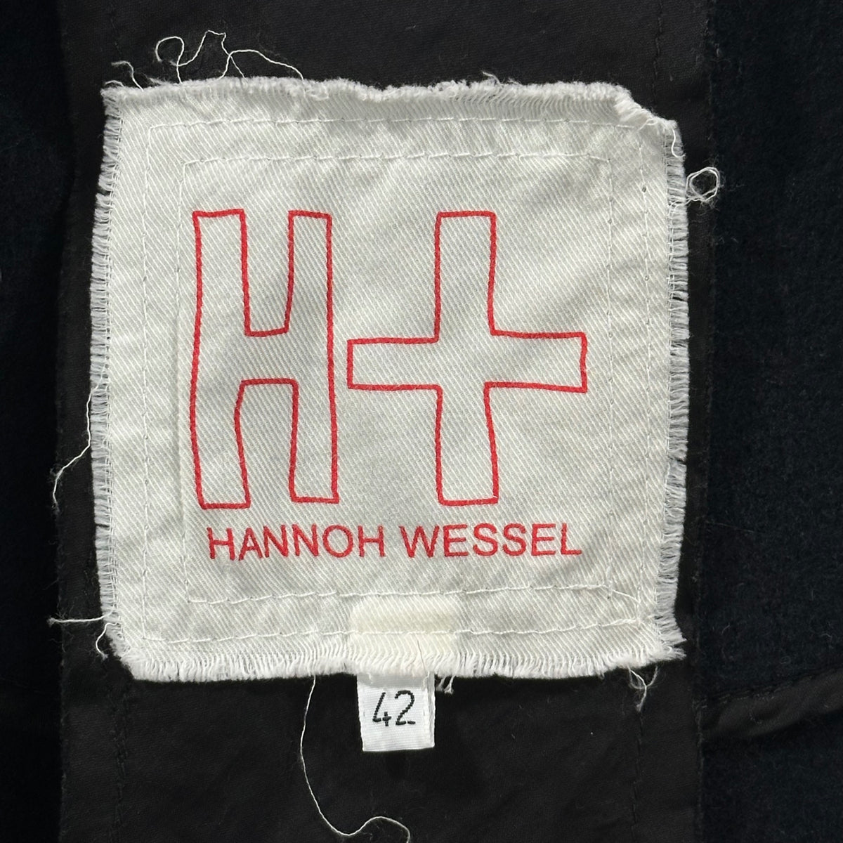 H+ HANNOH WESSEL(アッシュプリュスアノーヴェセル) Layered Wool Collarless Coat ウール レイヤード ノーカラー コート 21020450002930 42 ネイビー